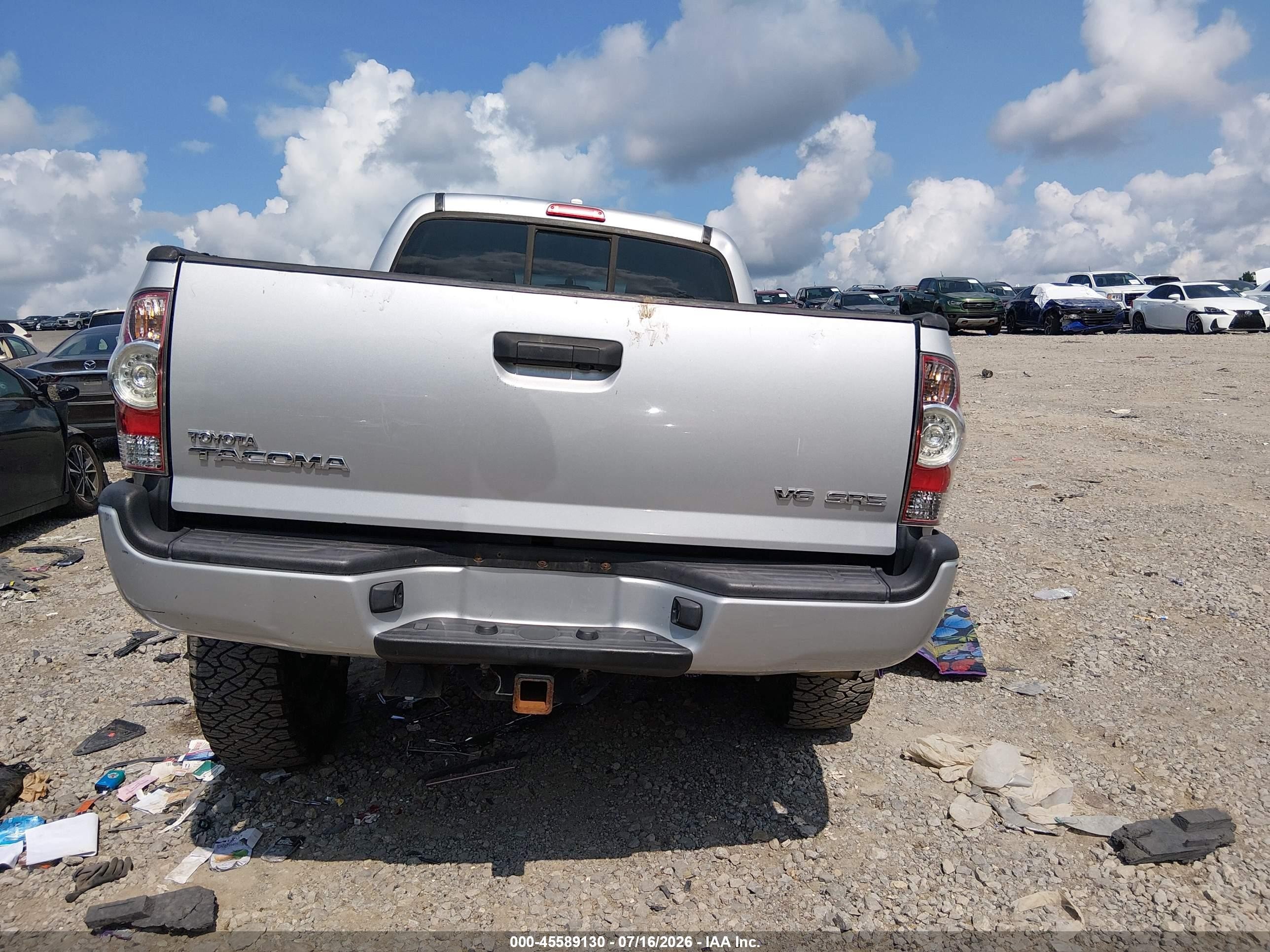 2010 Toyota Tacoma Base V6 White vin: 5TEMU4FN0AZ692763