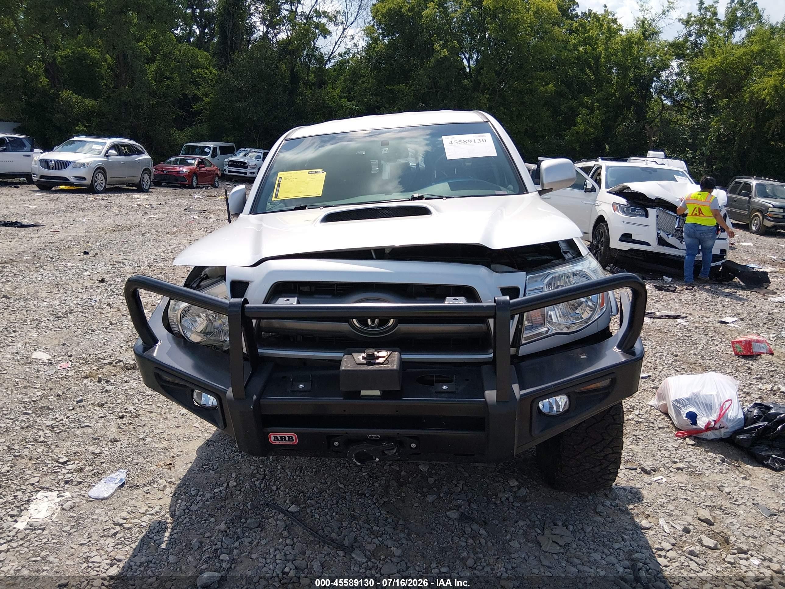 2010 Toyota Tacoma Base V6 White vin: 5TEMU4FN0AZ692763