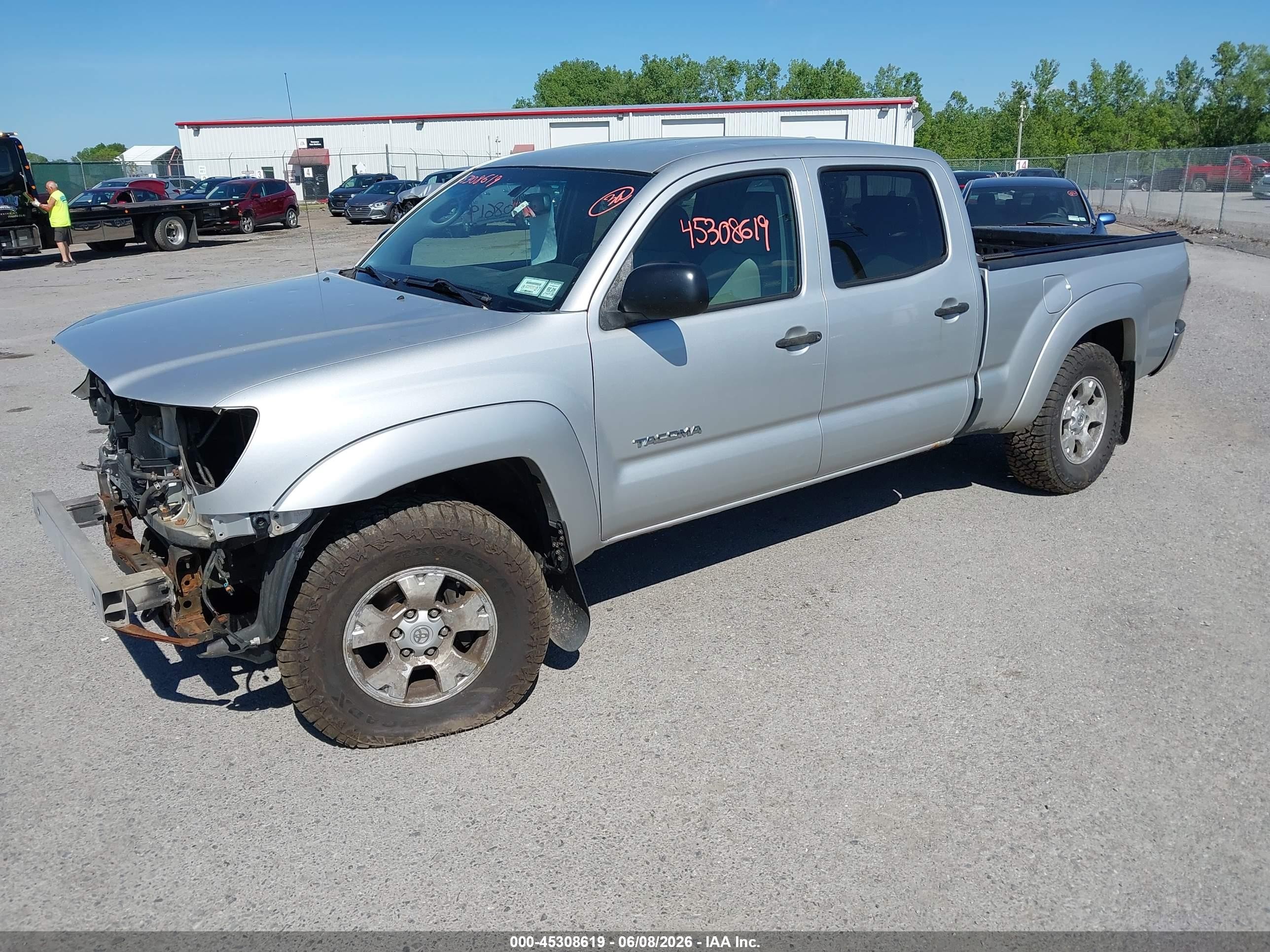 2010 Toyota Tacoma Base V6 Silver vin: 5TEMU4FN1AZ706525