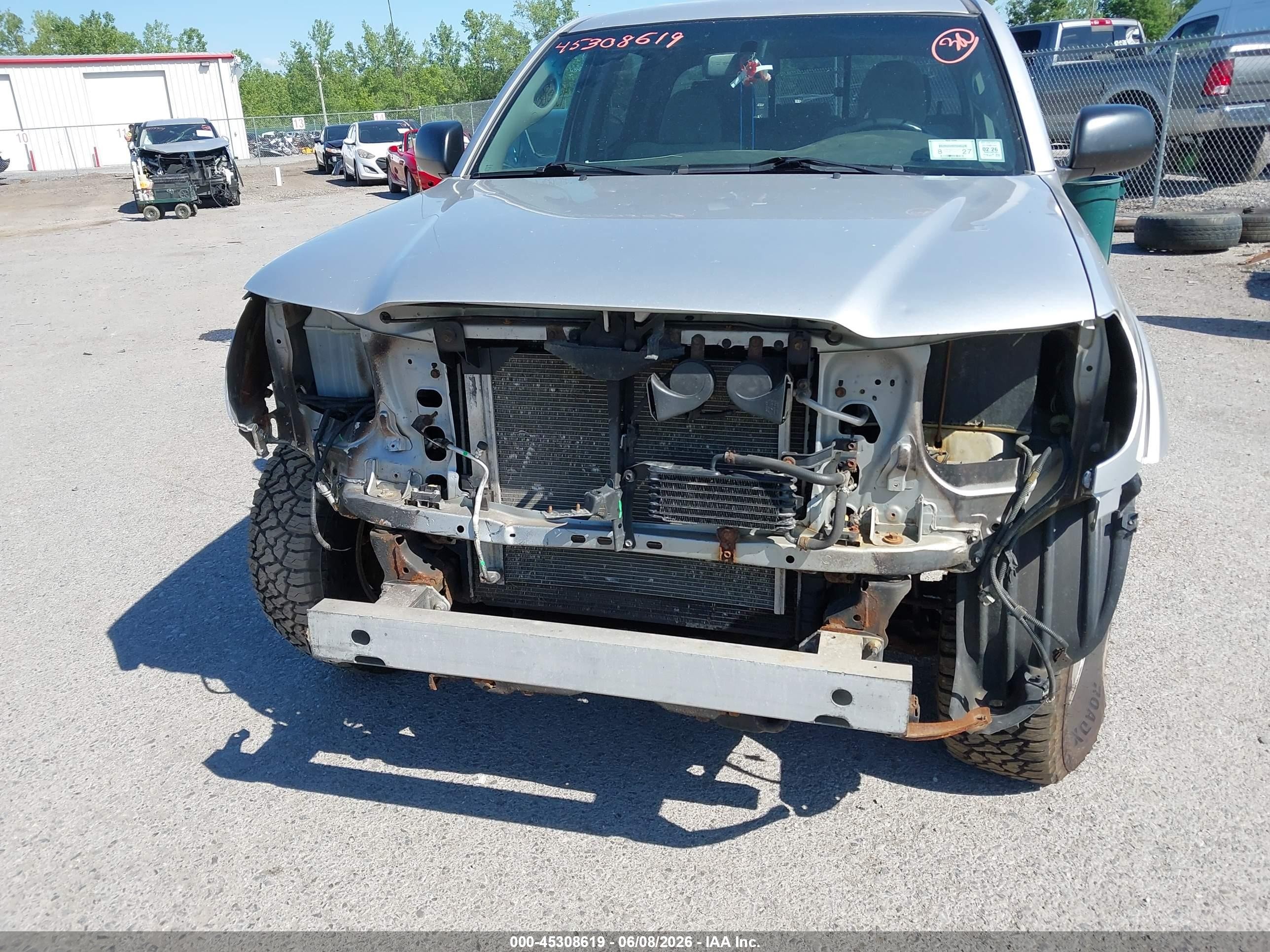 2010 Toyota Tacoma Base V6 Silver vin: 5TEMU4FN1AZ706525