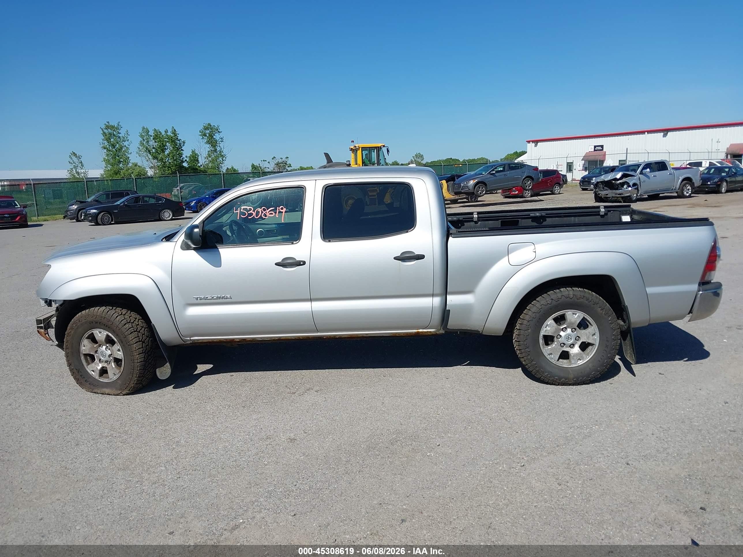 2010 Toyota Tacoma Base V6 Silver vin: 5TEMU4FN1AZ706525