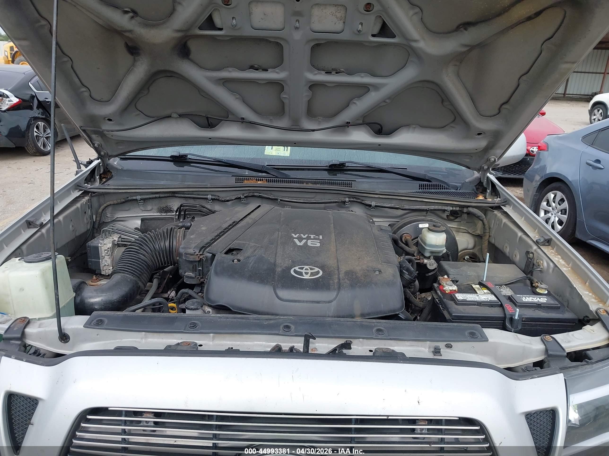 2010 Toyota Tacoma Base V6 Silver vin: 5TEMU4FN3AZ718885