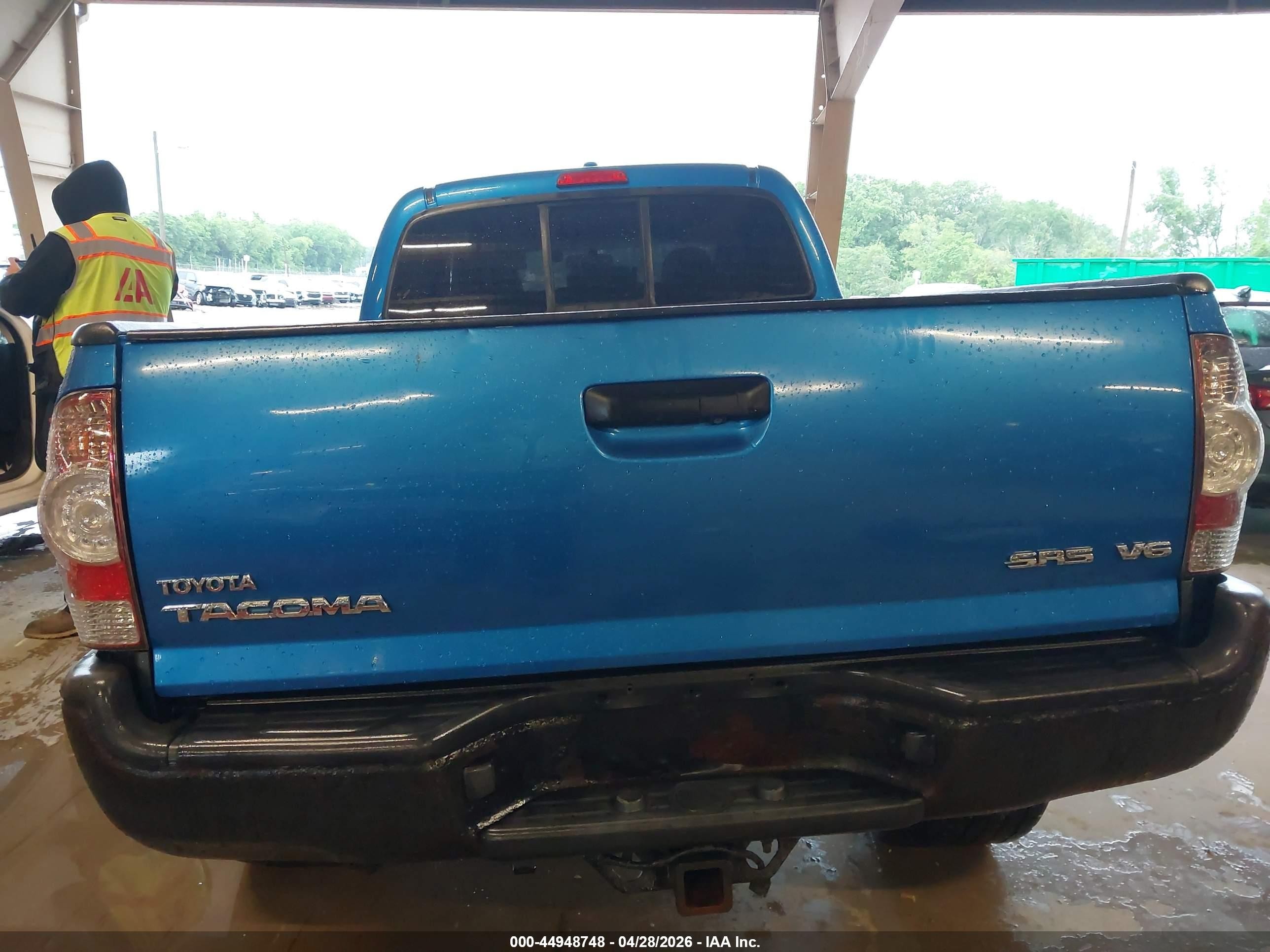 2010 Toyota Tacoma V6 Blue vin: 5TEMU4FN4AZ672810