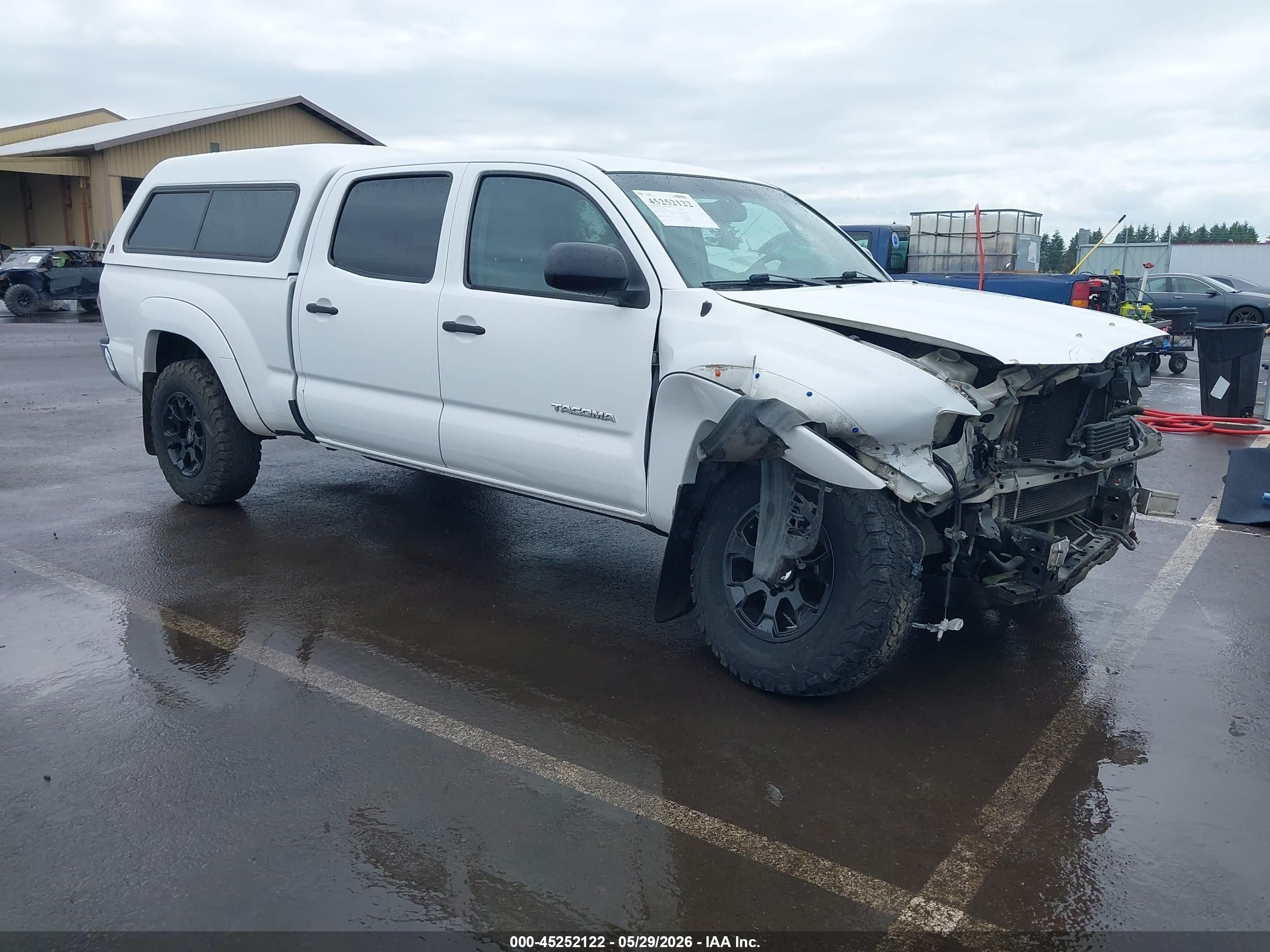 2010 Toyota Tacoma Base V6 White vin: 5TEMU4FN7AZ698561