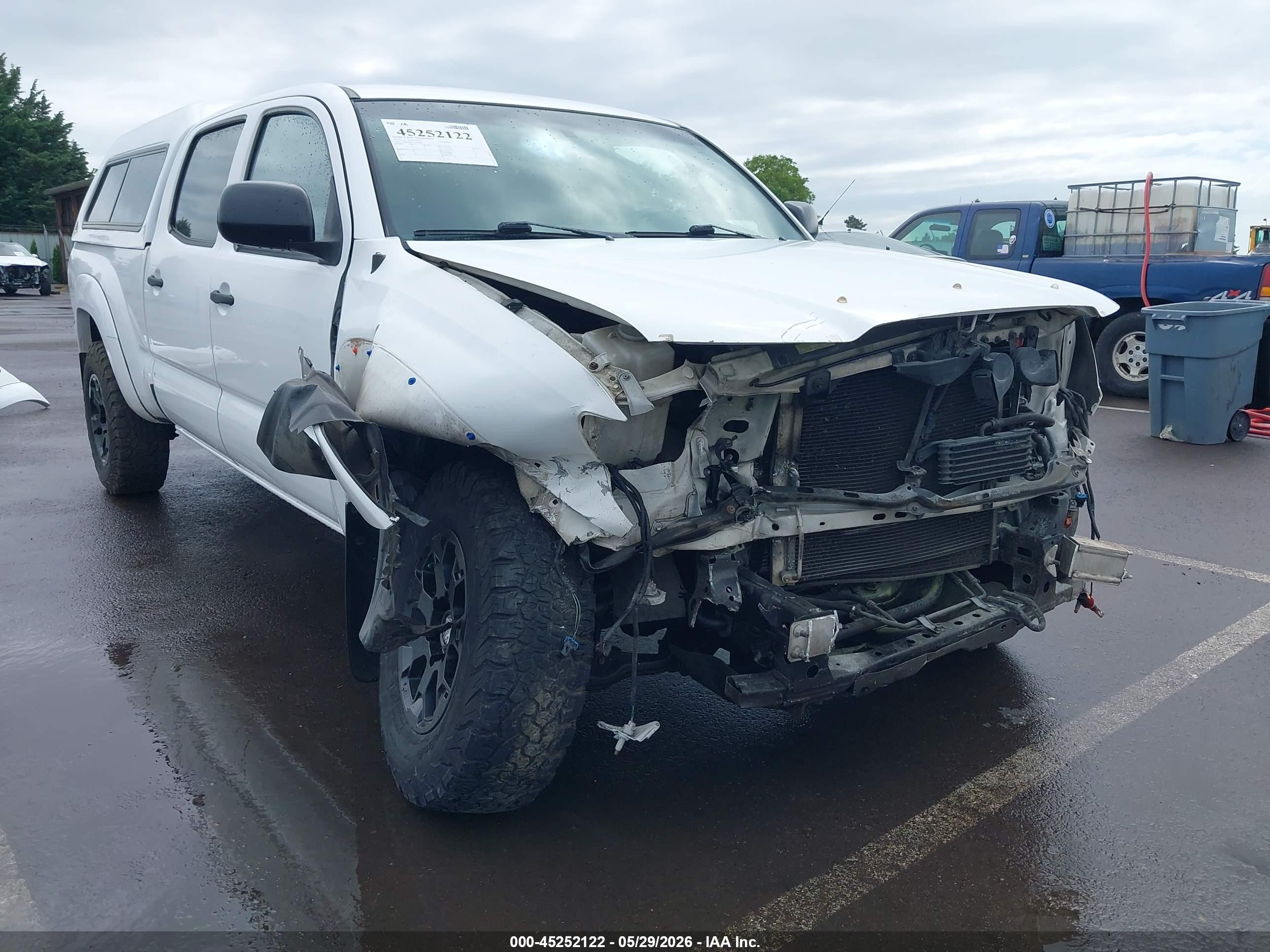 2010 Toyota Tacoma Base V6 White vin: 5TEMU4FN7AZ698561
