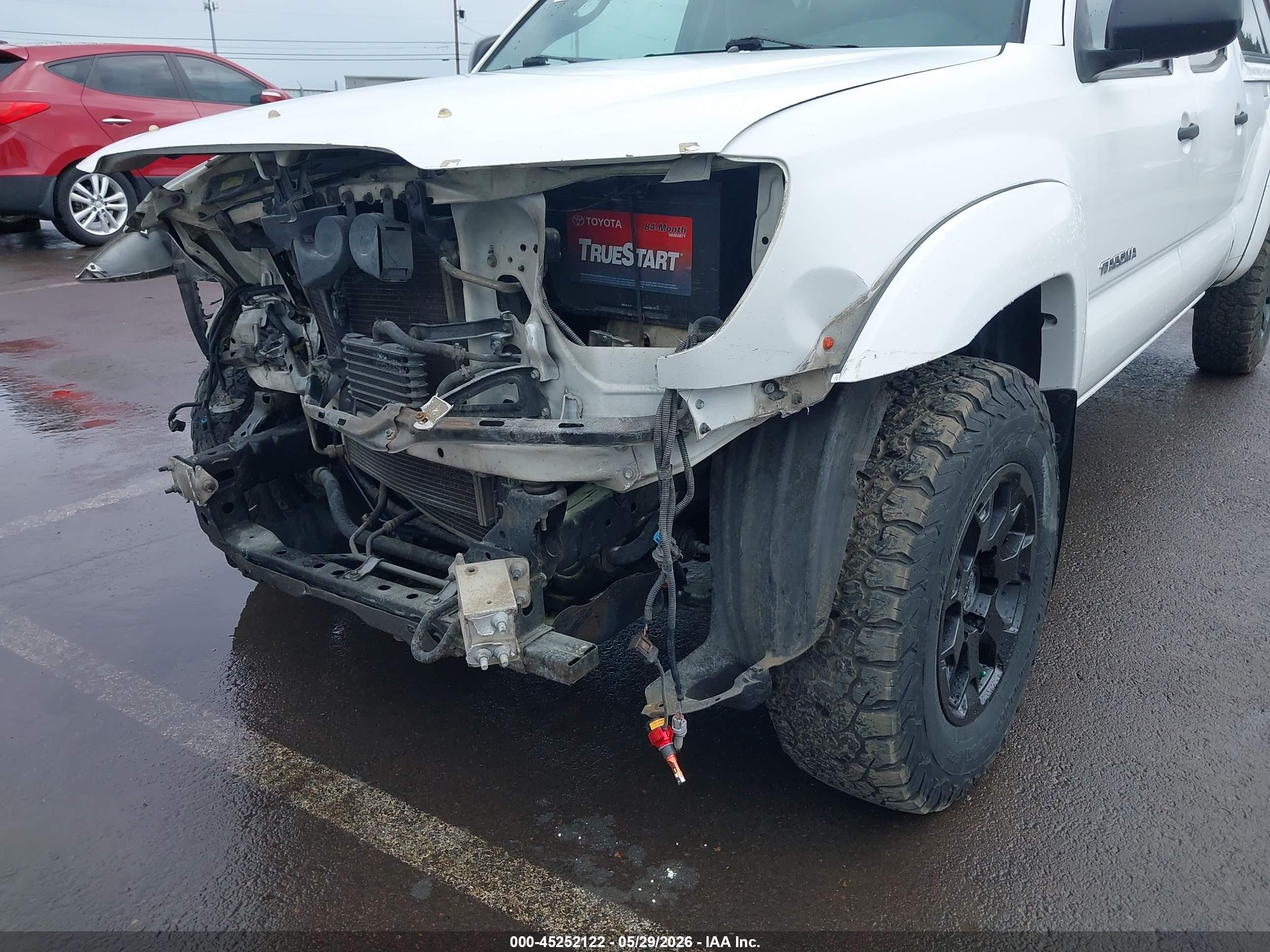 2010 Toyota Tacoma Base V6 White vin: 5TEMU4FN7AZ698561