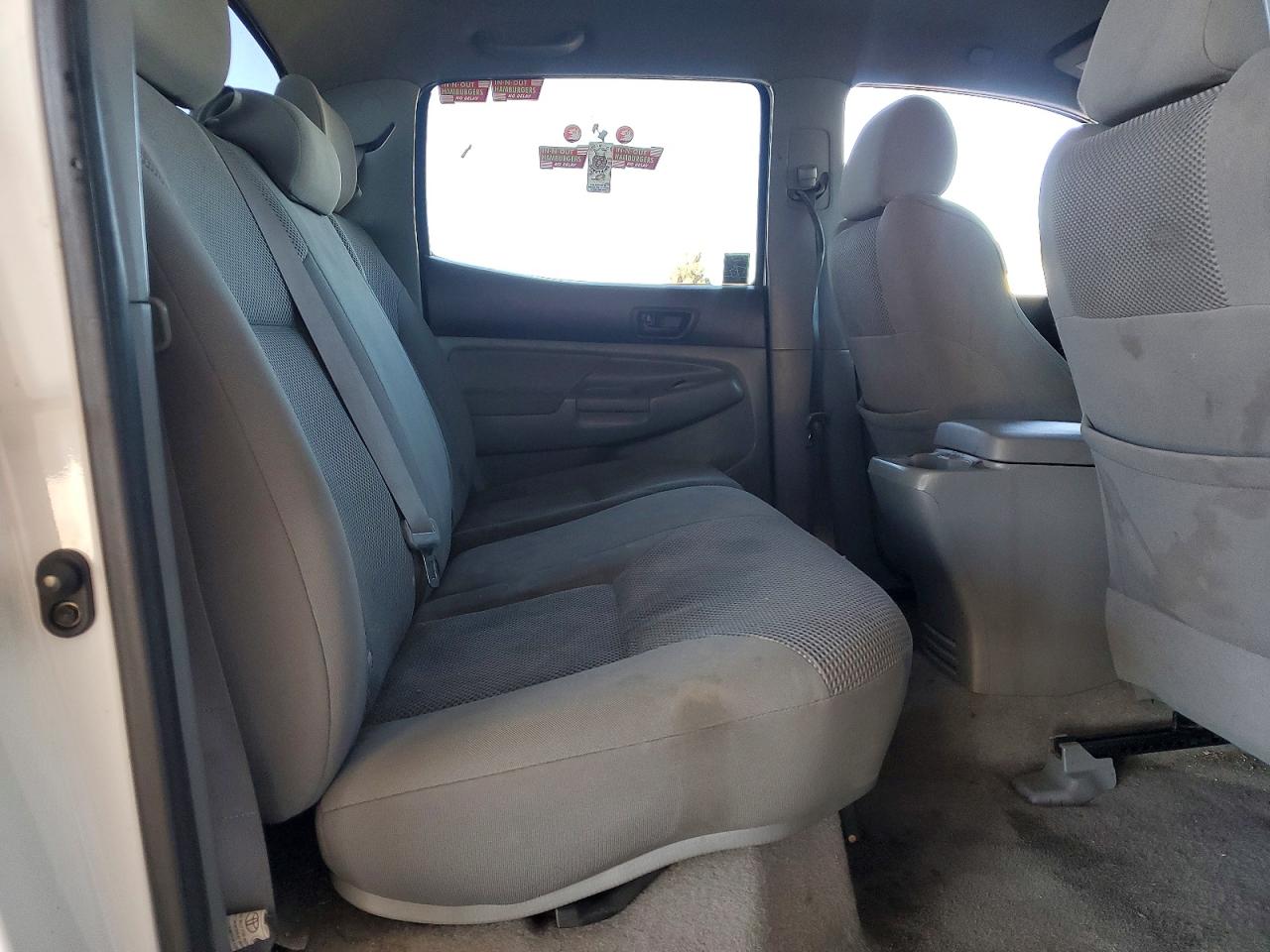 2006 Toyota Tacoma Double Cab Long Bed White vin: 5TEMU52N26Z180666