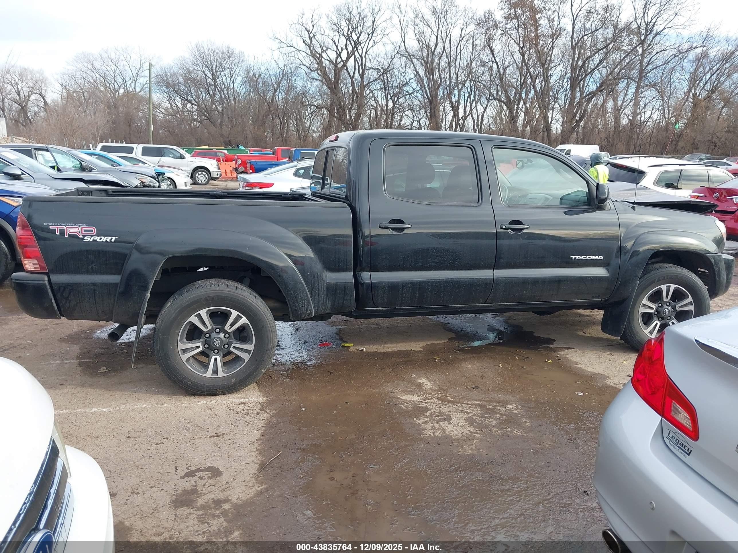 2005 Toyota Tacoma Base V6 Black vin: 5TEMU52N35Z120801