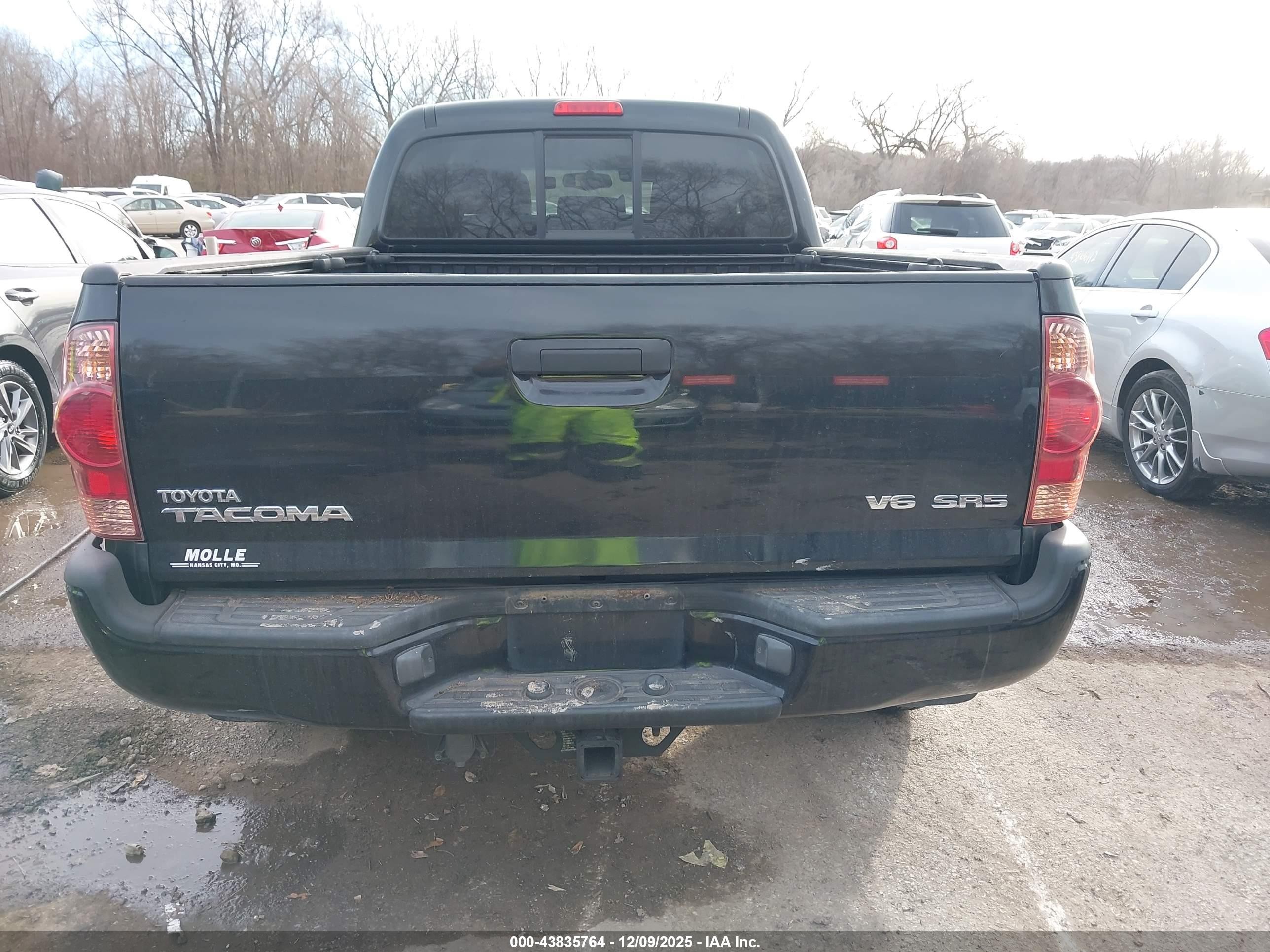 2005 Toyota Tacoma Base V6 Black vin: 5TEMU52N35Z120801