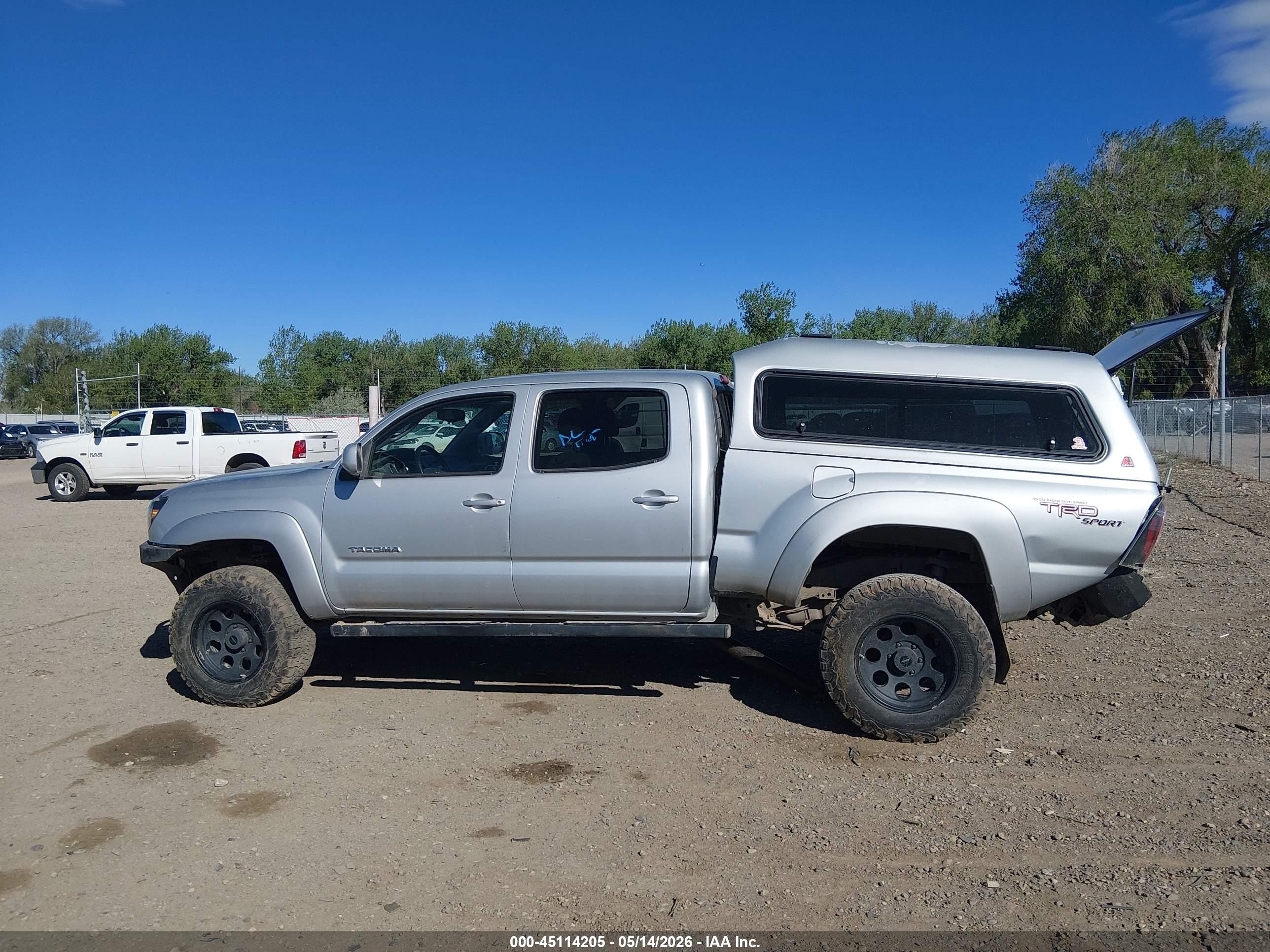 2006 Toyota Tacoma Base V6 Silver vin: 5TEMU52N36Z219247