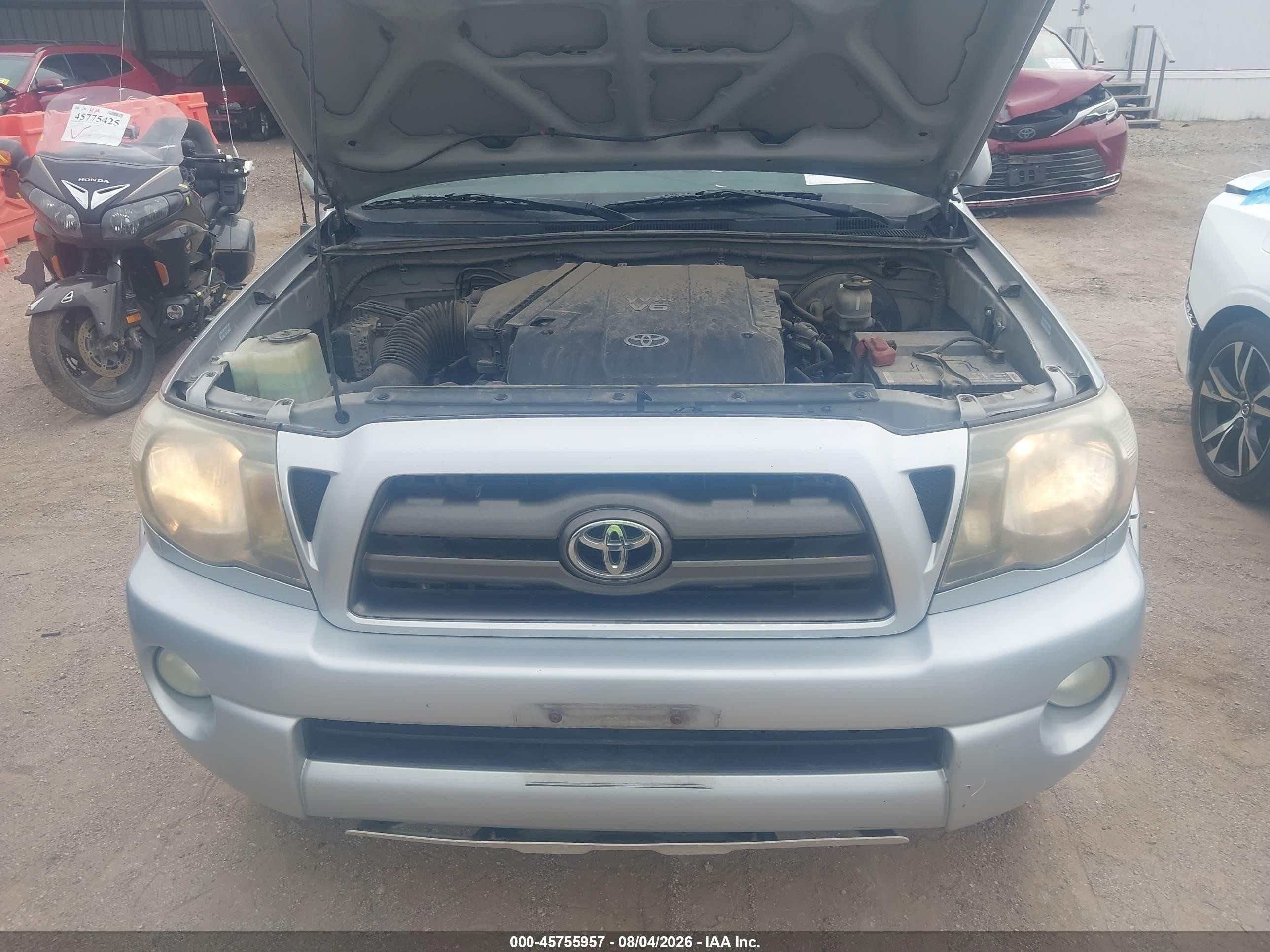 2009 Toyota Tacoma Base V6 Silver vin: 5TEMU52N39Z623931