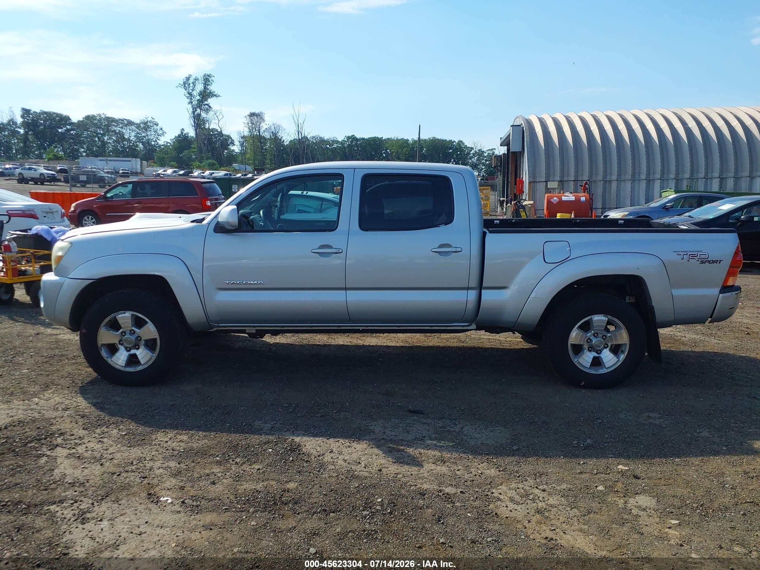 2005 Toyota Tacoma Base V6 Silver vin: 5TEMU52N45Z094189