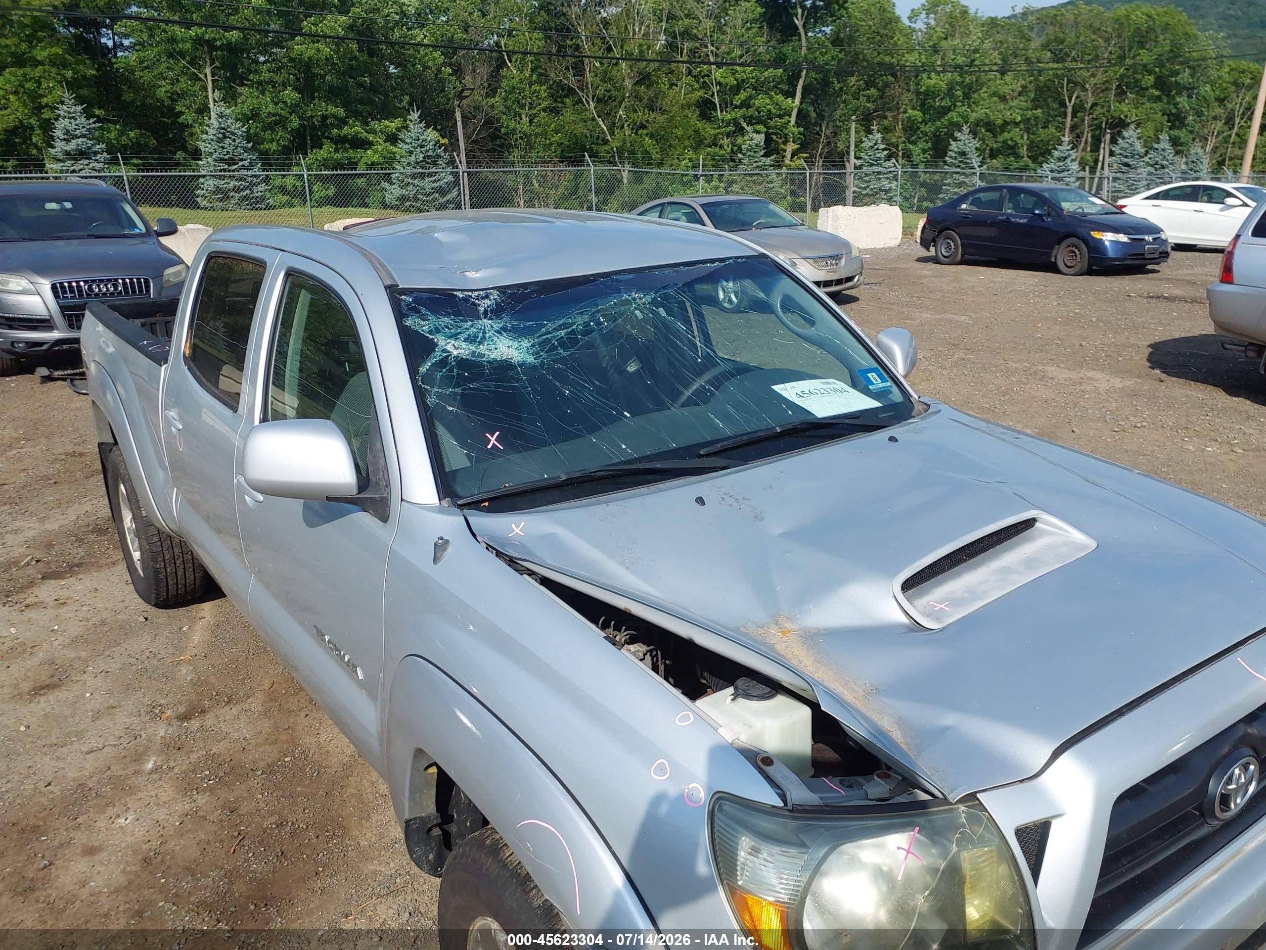 2005 Toyota Tacoma Base V6 Silver vin: 5TEMU52N45Z094189