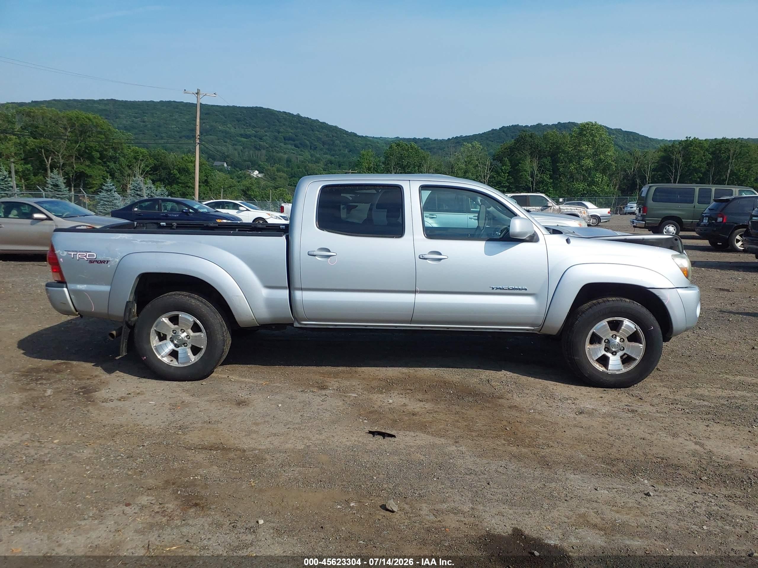 2005 Toyota Tacoma Base V6 Silver vin: 5TEMU52N45Z094189