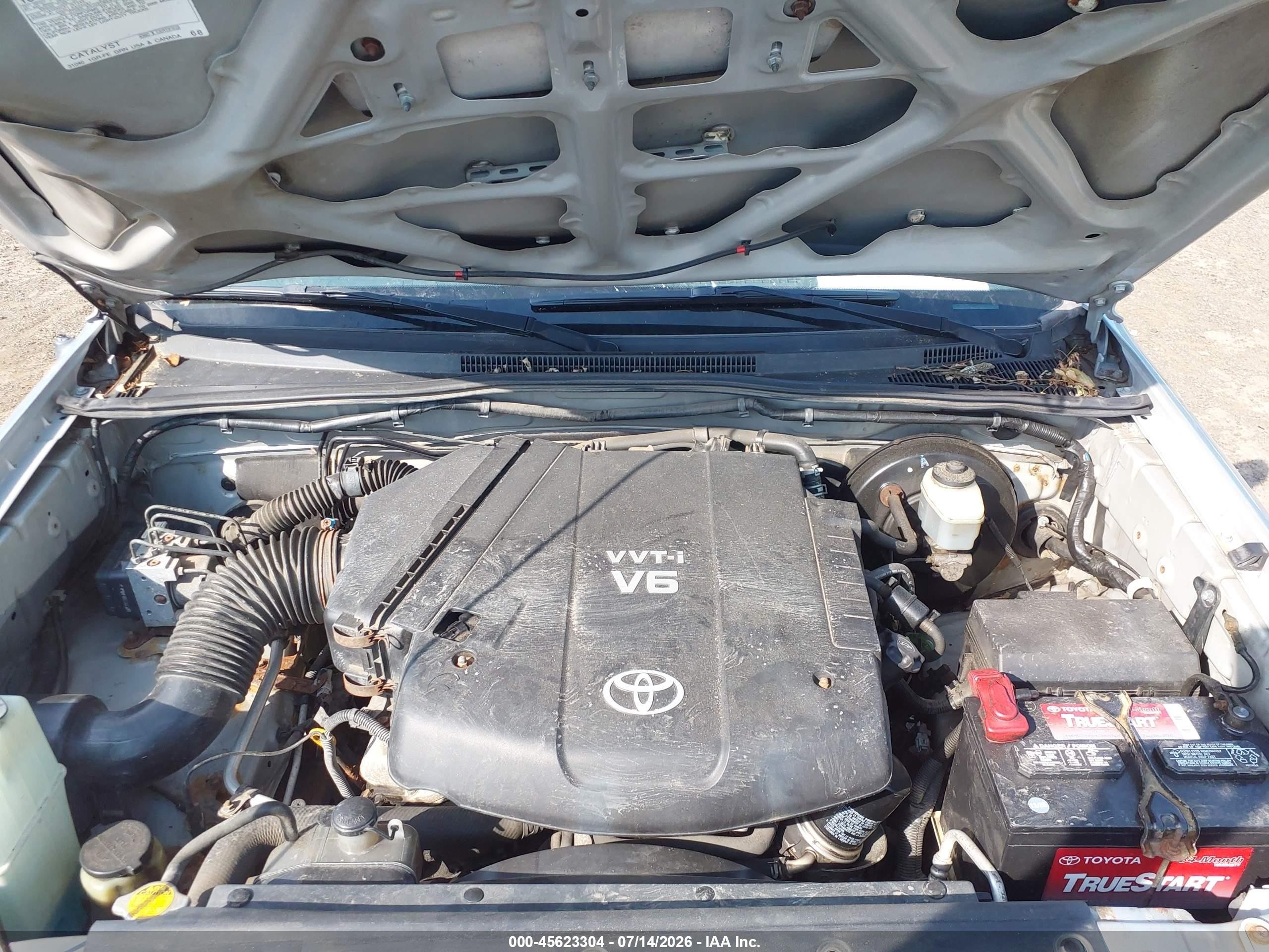 2005 Toyota Tacoma Base V6 Silver vin: 5TEMU52N45Z094189
