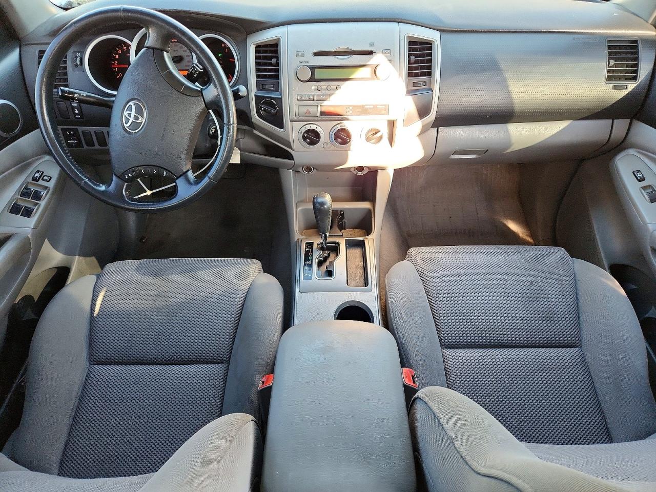 2007 Toyota Tacoma Double Cab Long Bed Silver vin: 5TEMU52N77Z337934