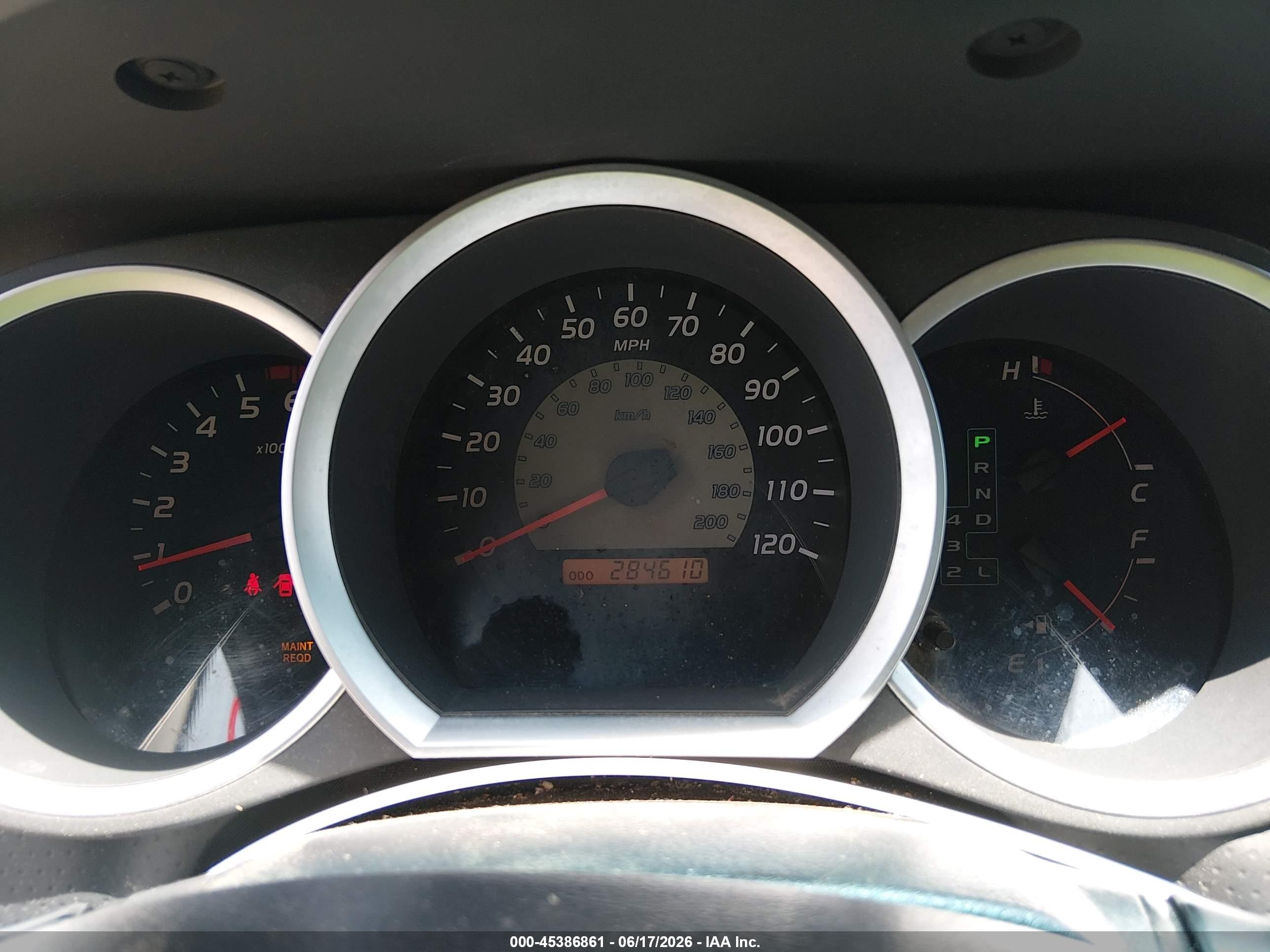 2005 Toyota Tacoma Base V6 Silver vin: 5TEMU52N85Z096804