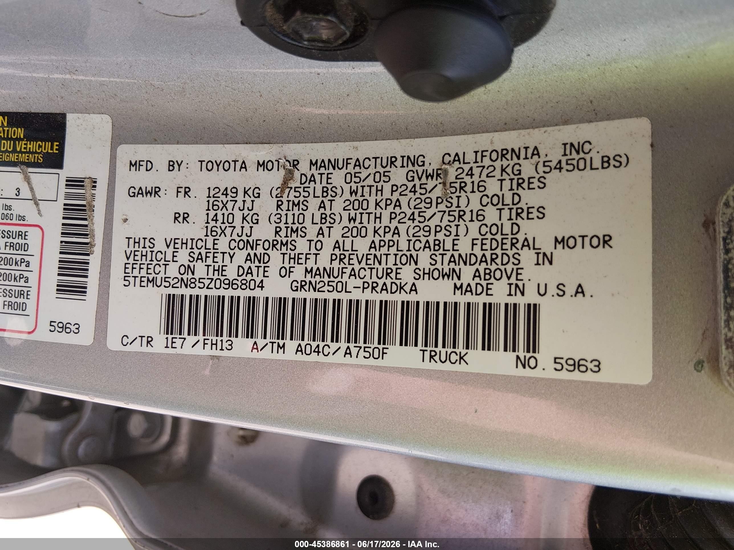 2005 Toyota Tacoma Base V6 Silver vin: 5TEMU52N85Z096804