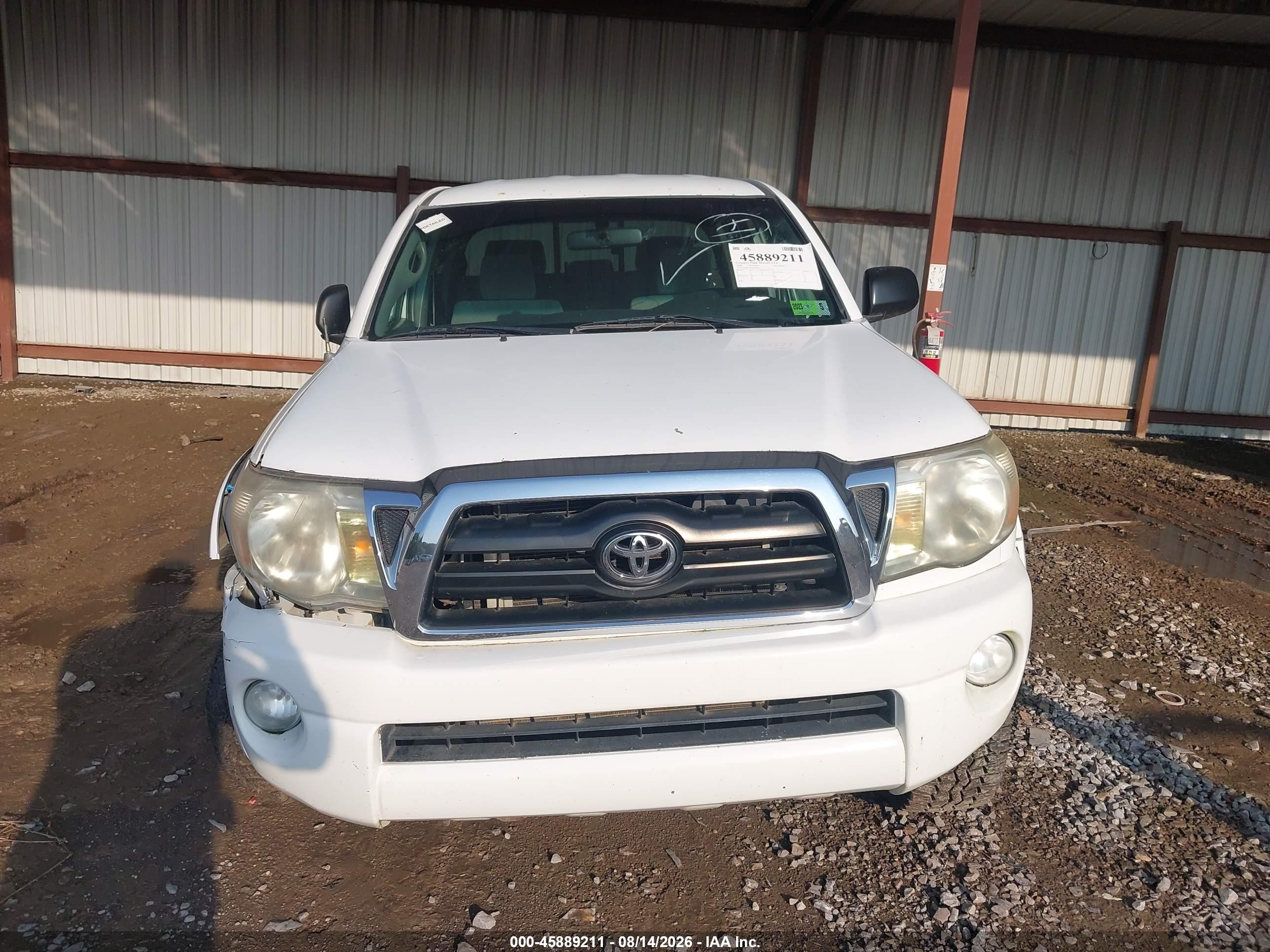 2008 Toyota Tacoma Base V6 White vin: 5TEMU52N98Z526957