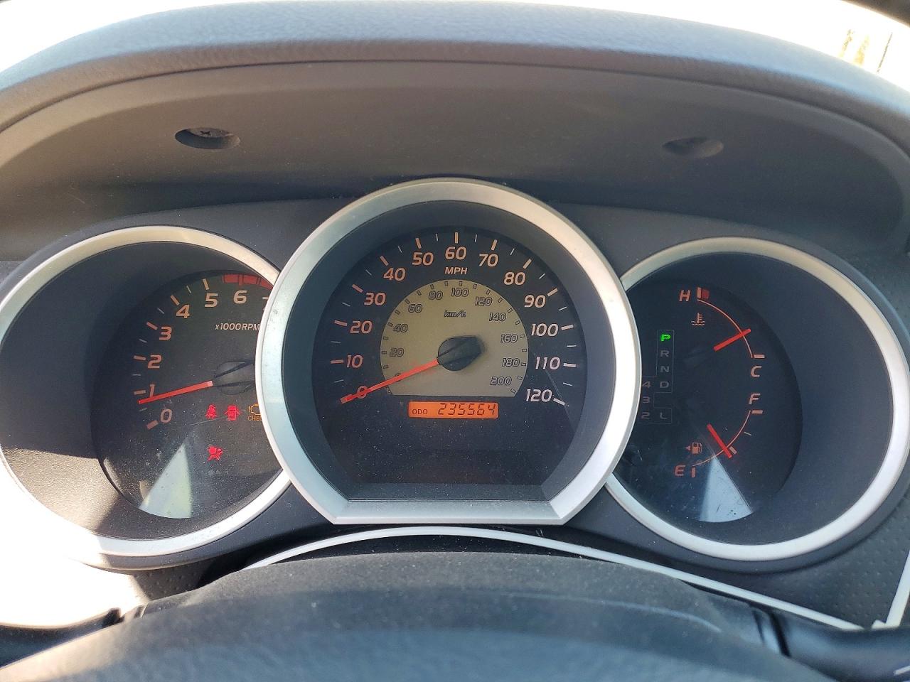 2005 Toyota Tacoma Double Cab Long Bed Silver vin: 5TEMU52NX5Z110623
