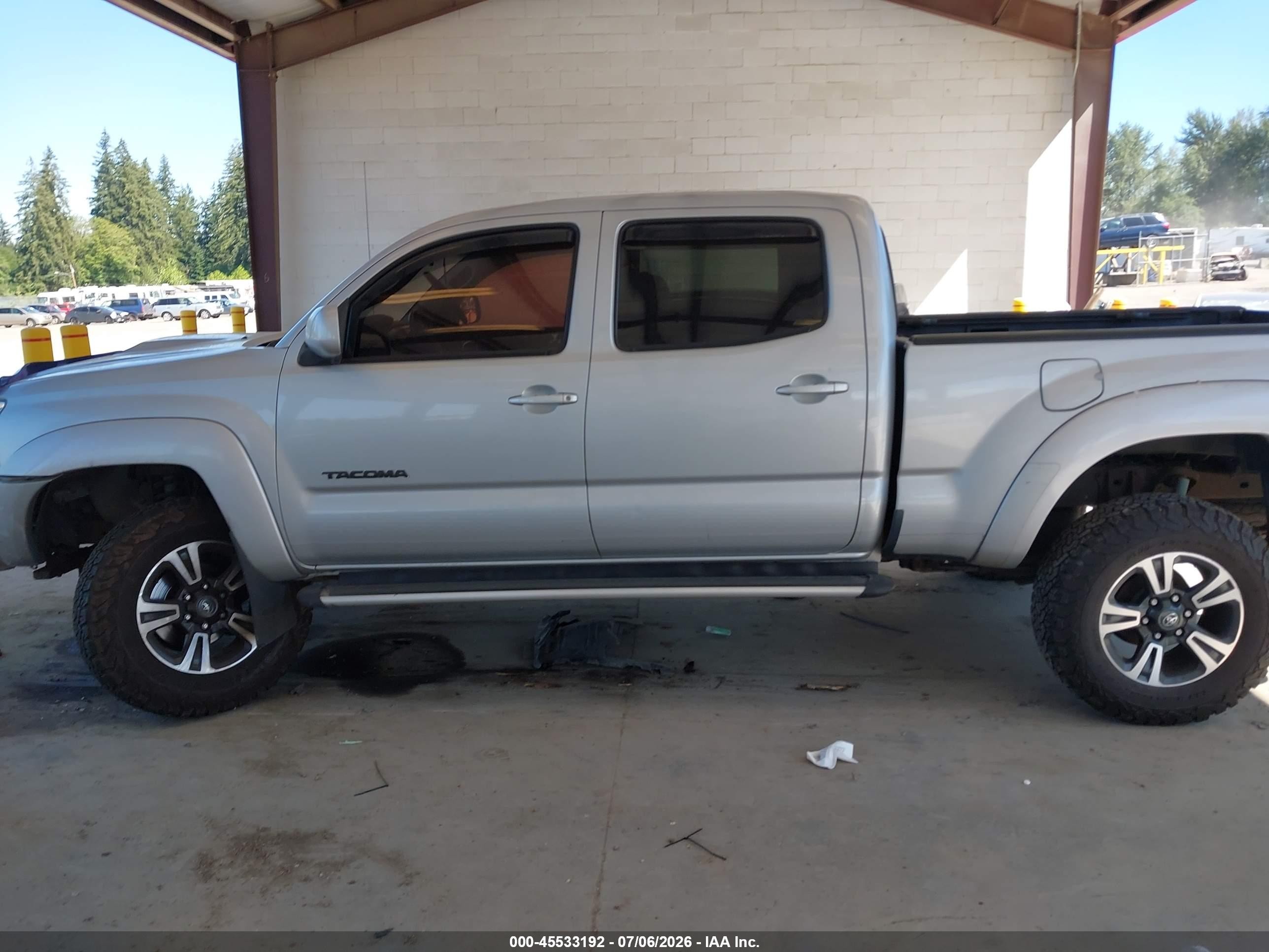 2006 Toyota Tacoma Base V6 Silver vin: 5TEMU52NX6Z147950