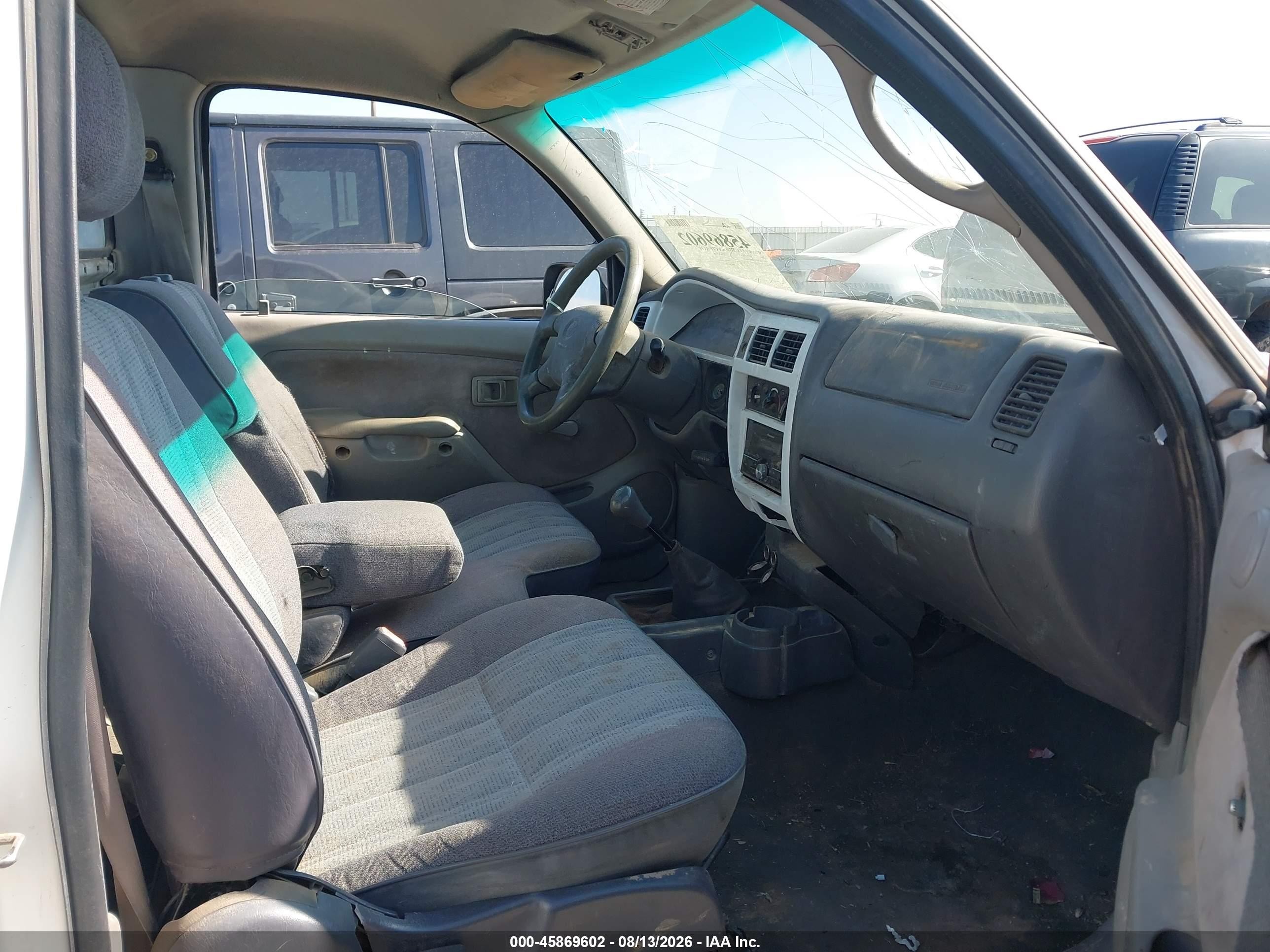 2001 Toyota Tacoma   Белый vin: 5TENL42N01Z822439