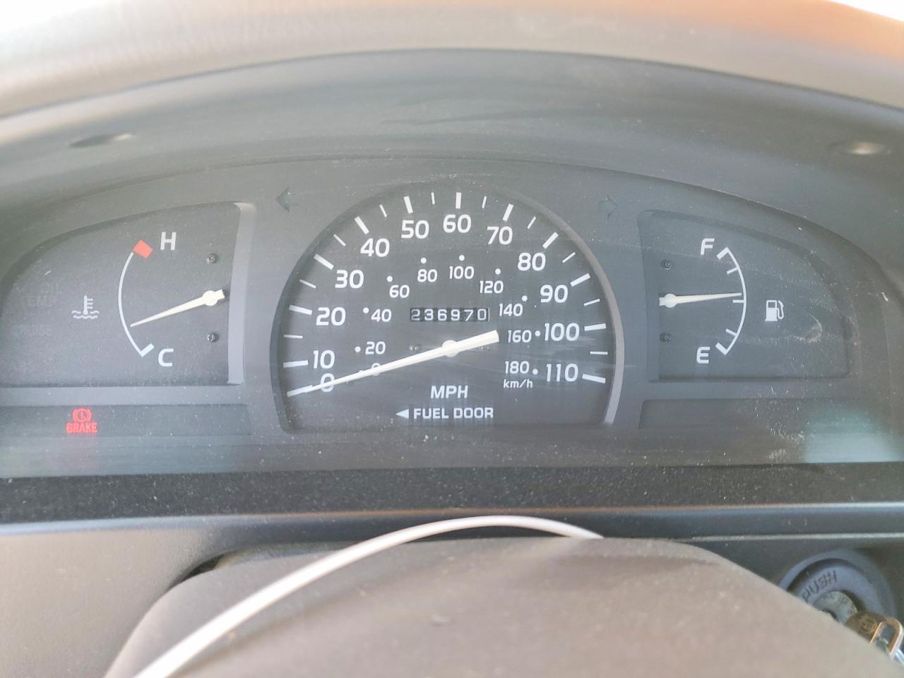 2002 Toyota Tacoma Base White vin: 5TENL42N02Z011709