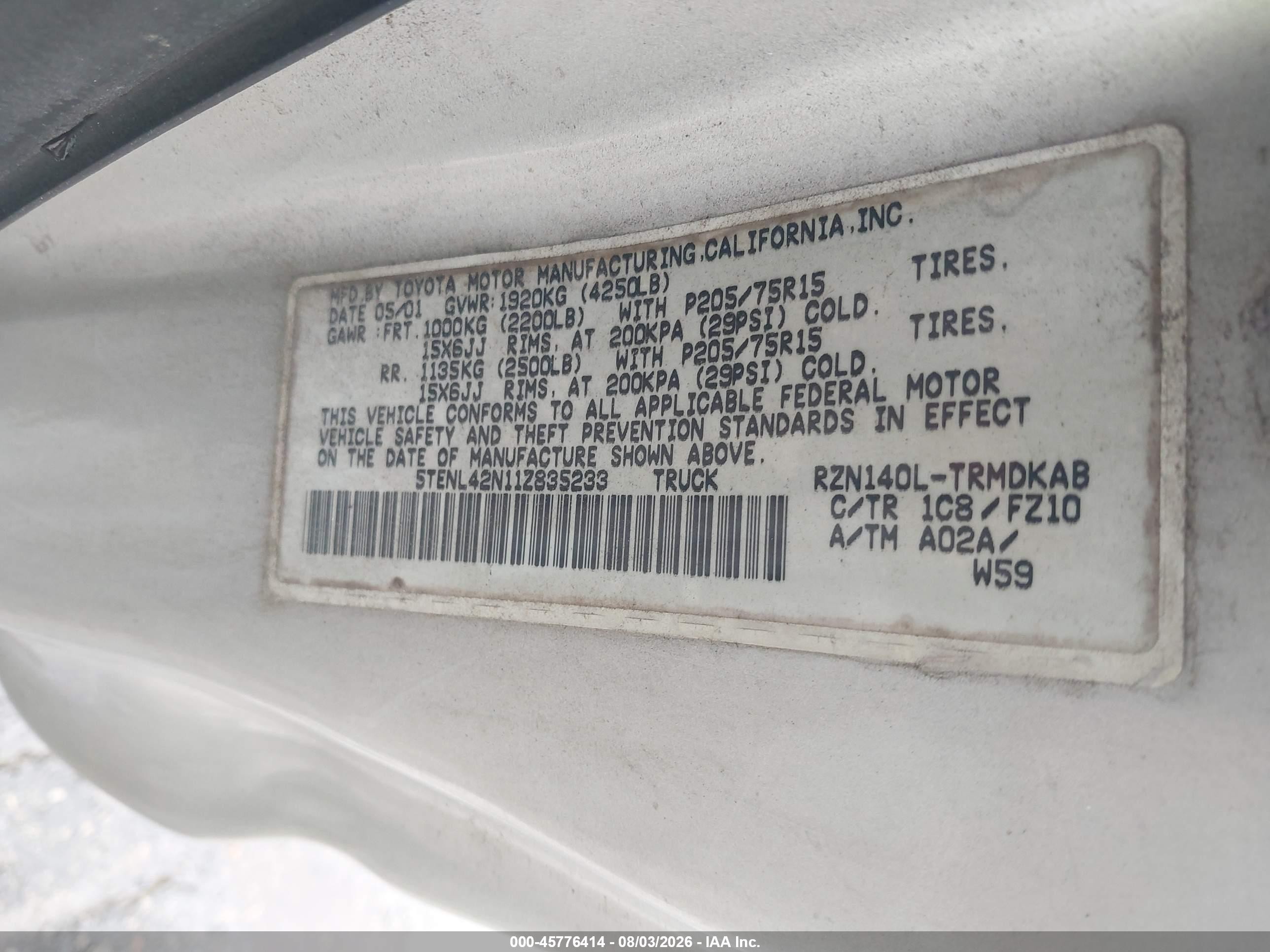 2001 Toyota Tacoma   Silver vin: 5TENL42N11Z835233