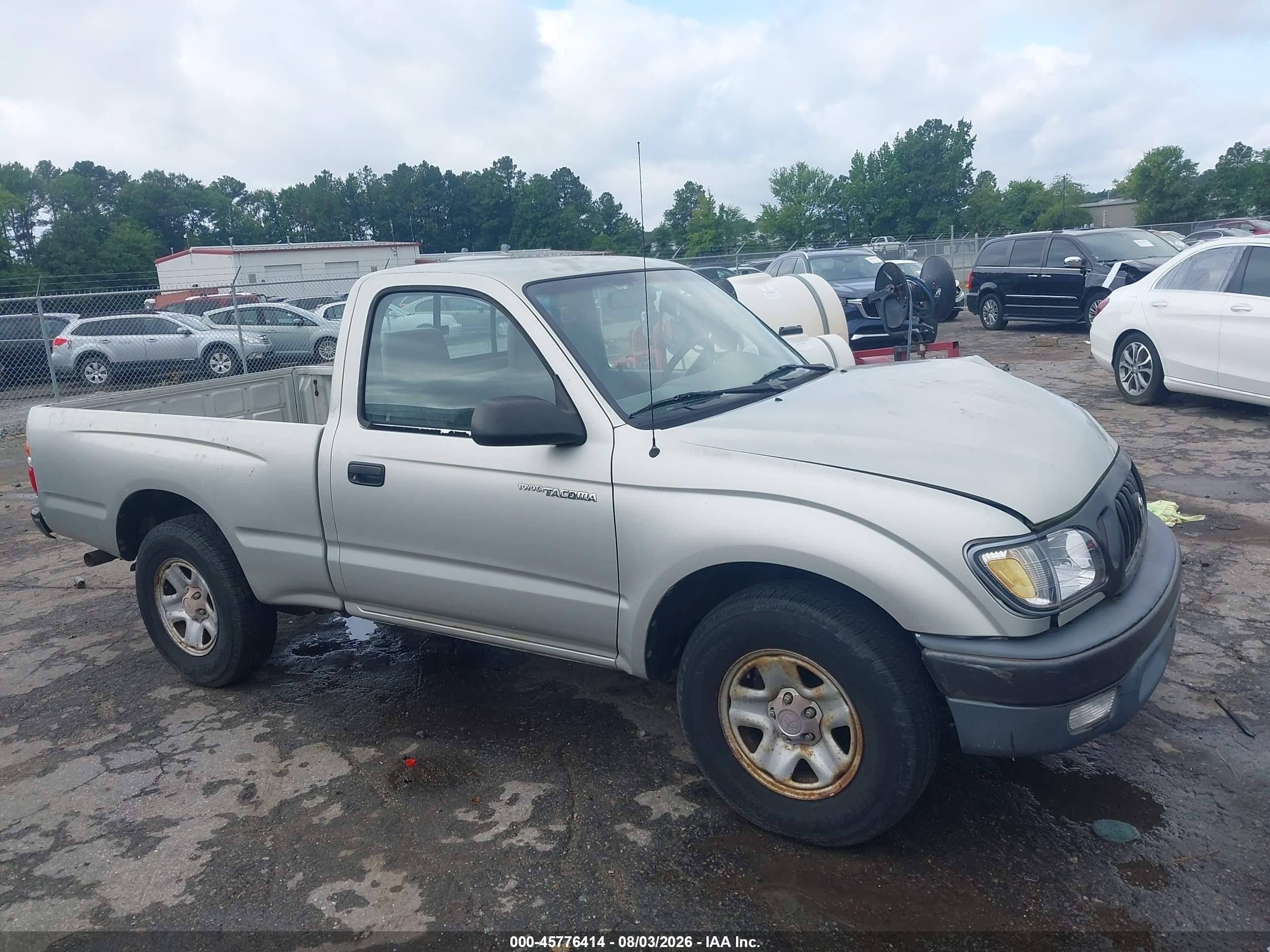 2001 Toyota Tacoma   Silver vin: 5TENL42N11Z835233