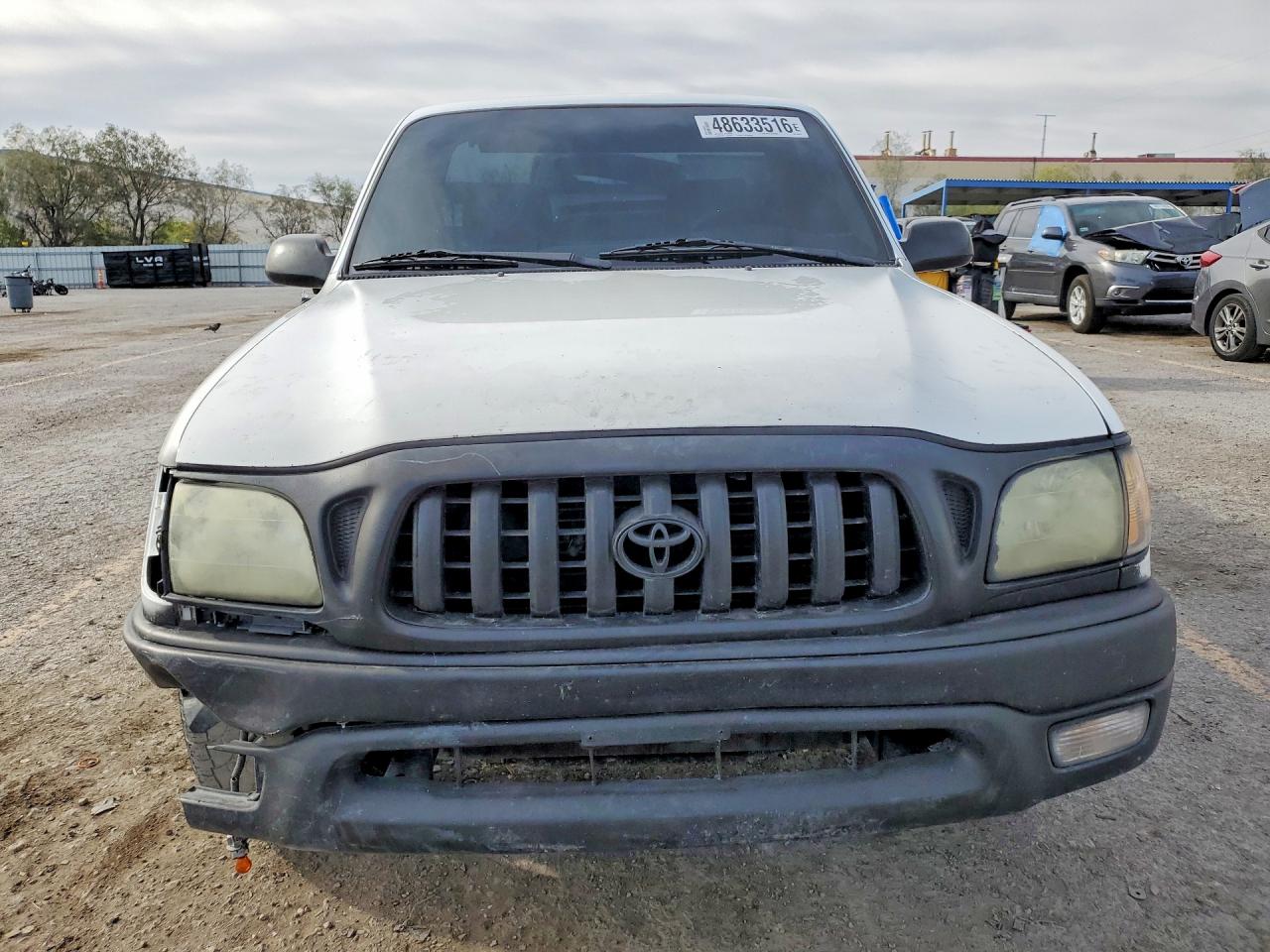 2002 Toyota Tacoma White vin: 5TENL42N12Z047098