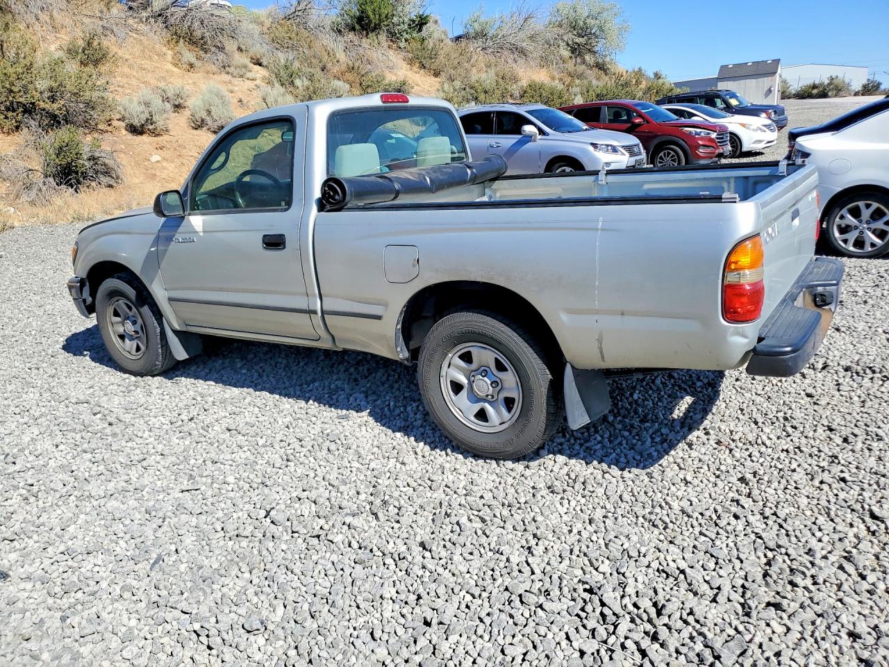 2004 Toyota Tacoma Base Silver vin: 5TENL42N14Z360879