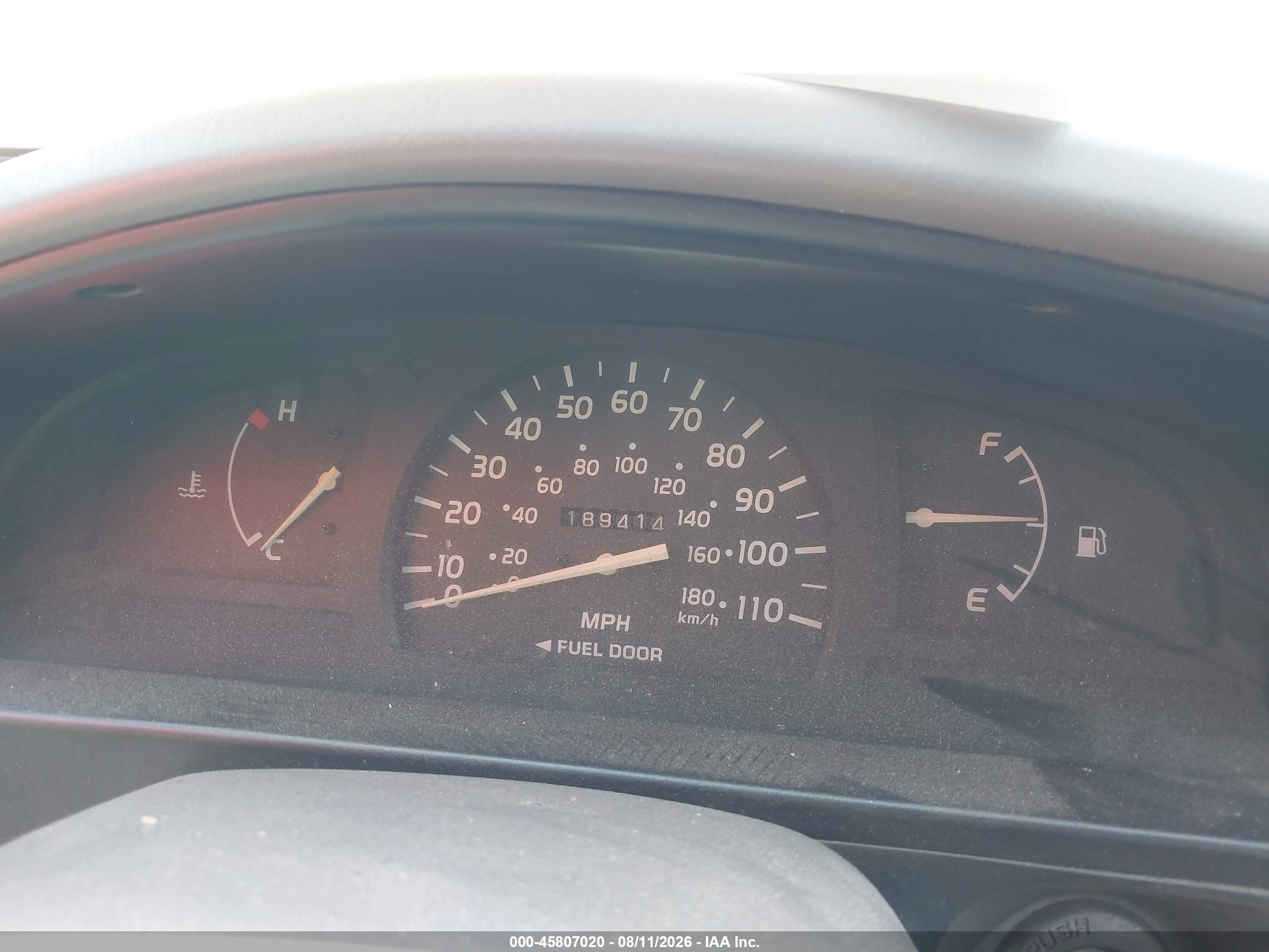 2002 Toyota Tacoma   White vin: 5TENL42N22Z099517