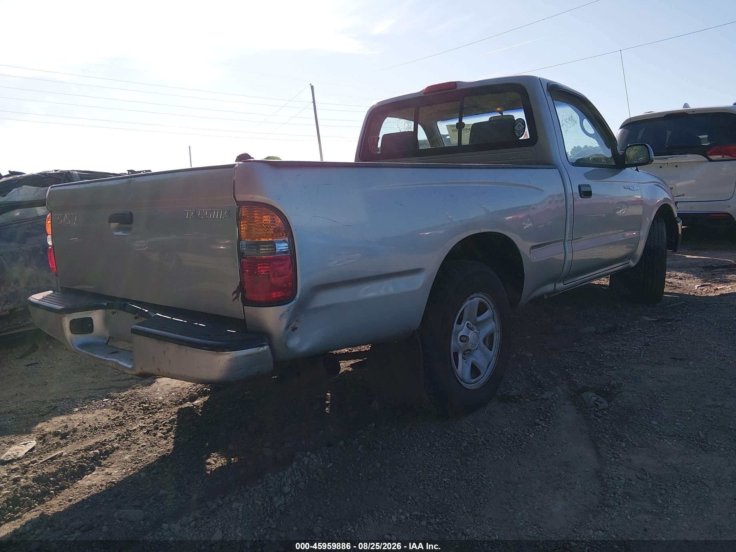 2002 Toyota Tacoma   Silver vin: 5TENL42N22Z120639