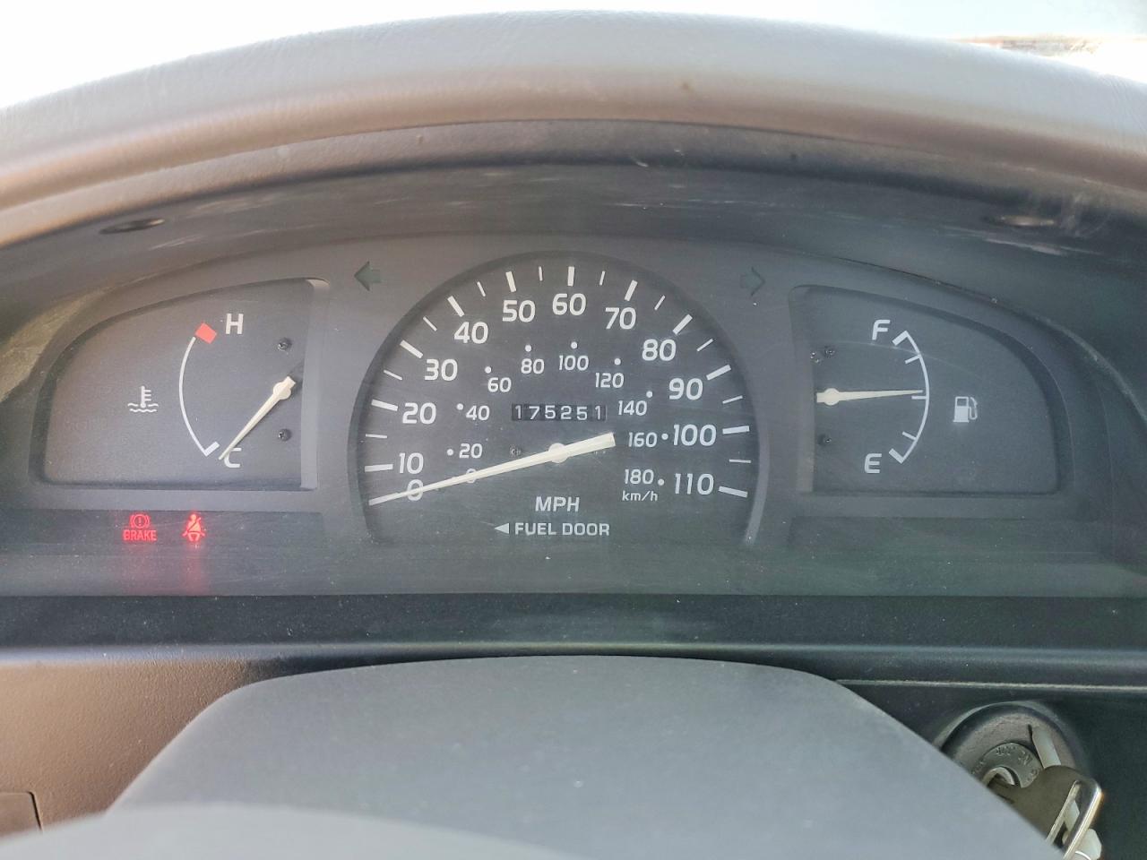 2003 Toyota Tacoma Base Золотой vin: 5TENL42N23Z264645