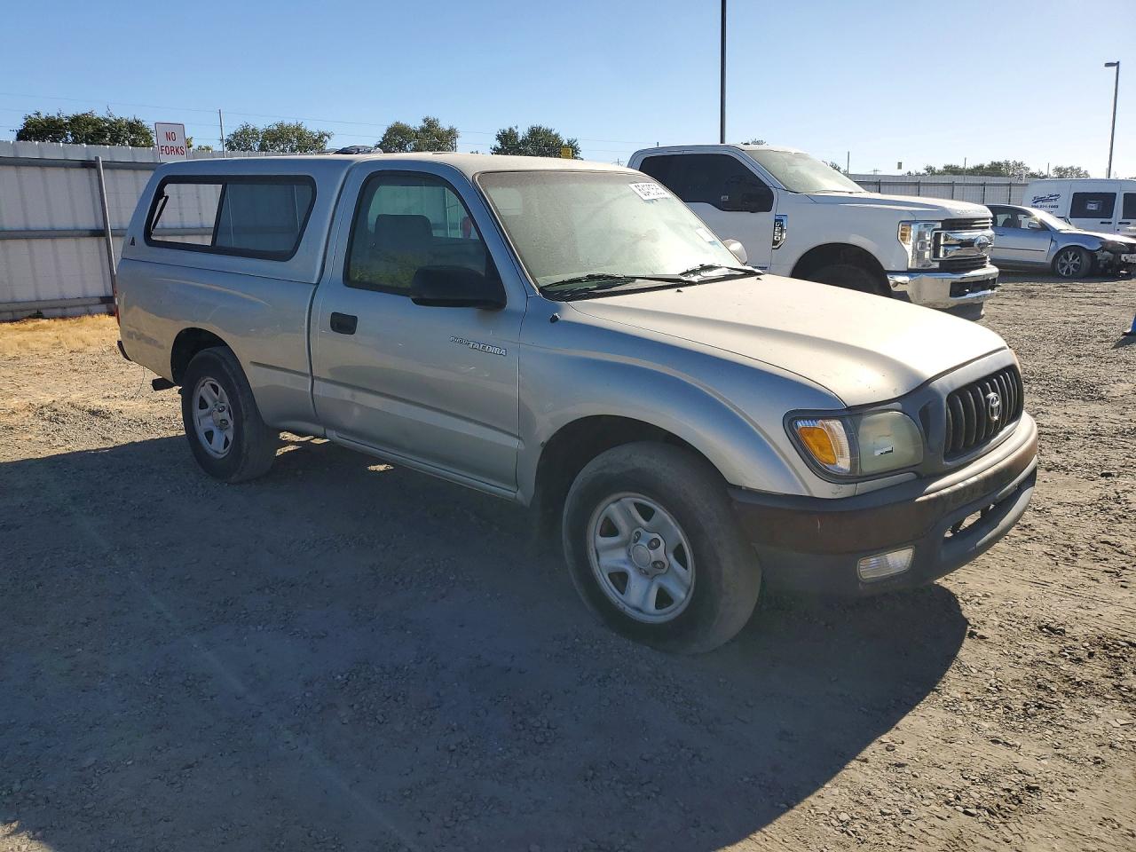 2004 Toyota Tacoma Base Silver vin: 5TENL42N24Z307155