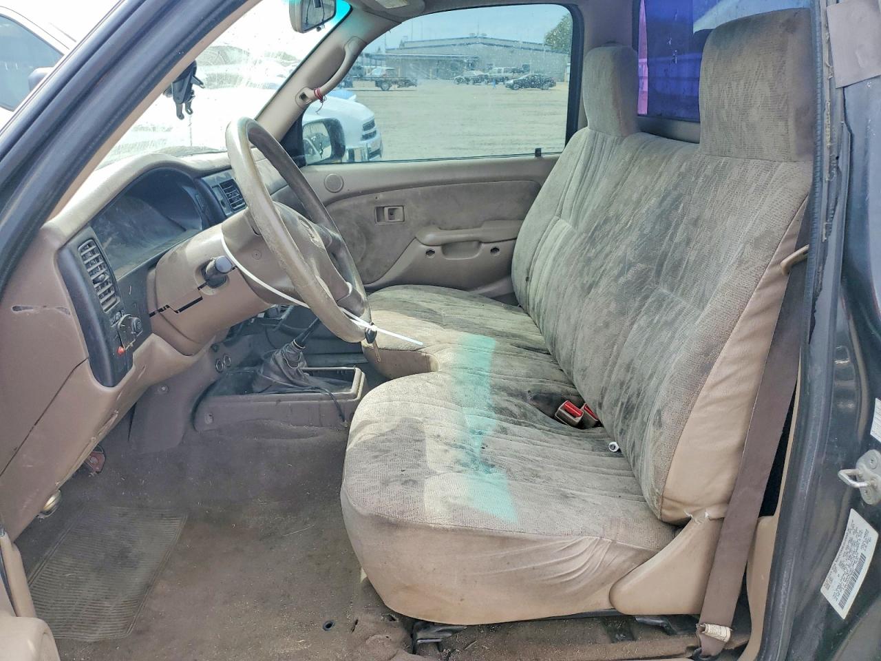 2001 Toyota Tacoma Base Black vin: 5TENL42N41Z766697