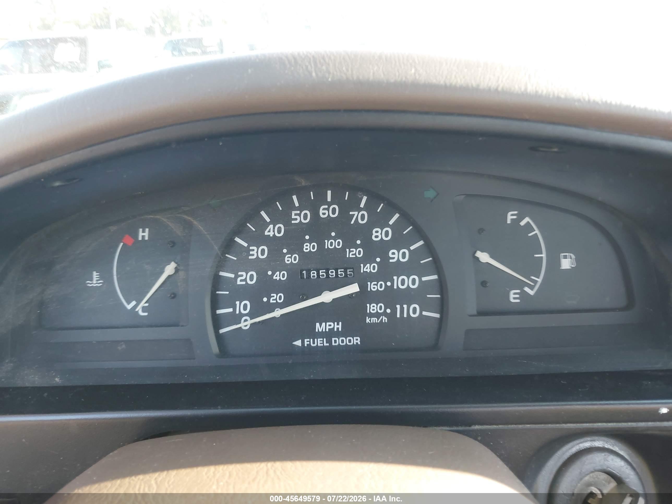 2001 Toyota Tacoma   White vin: 5TENL42N41Z779529