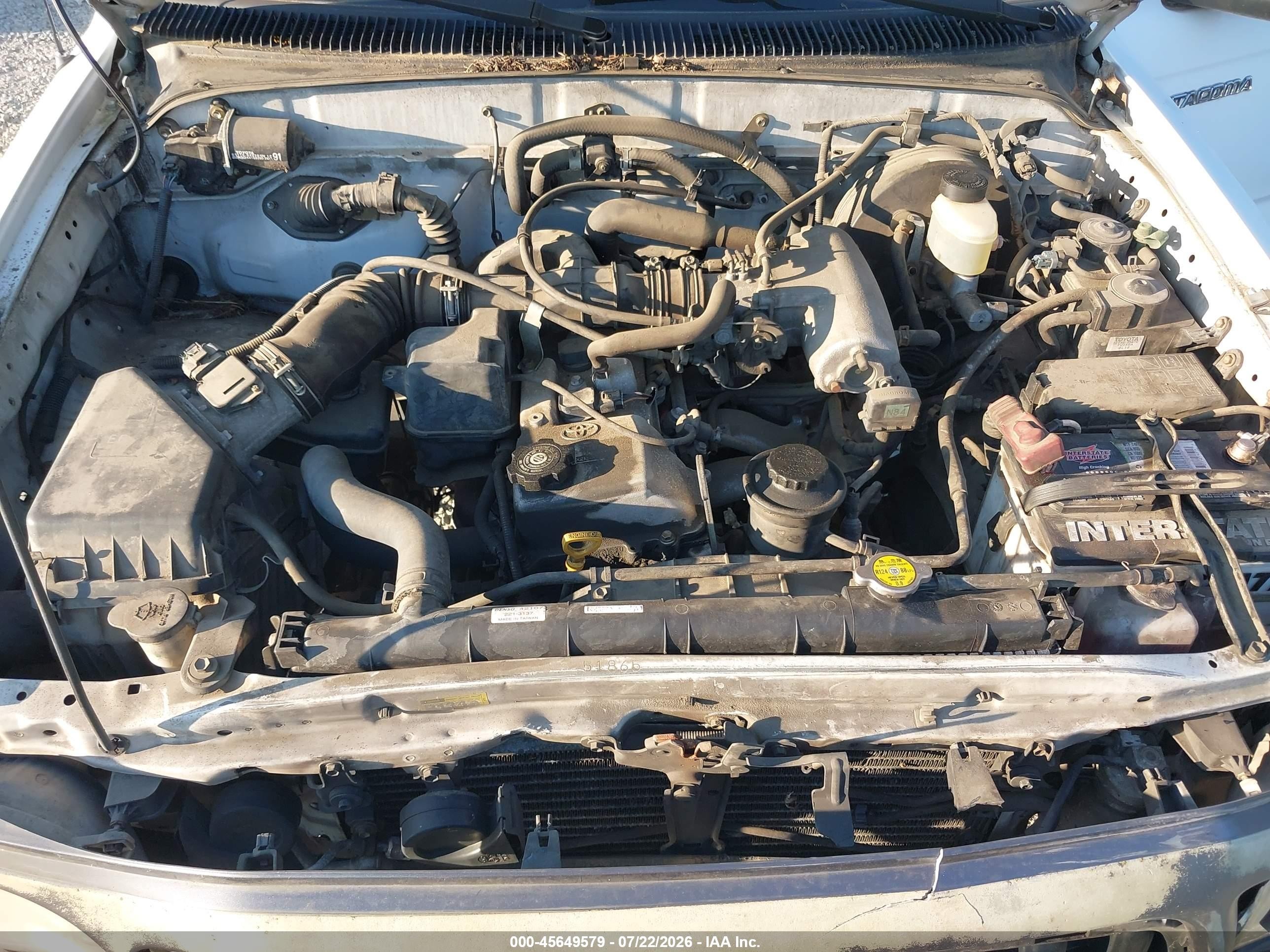 2001 Toyota Tacoma   White vin: 5TENL42N41Z779529