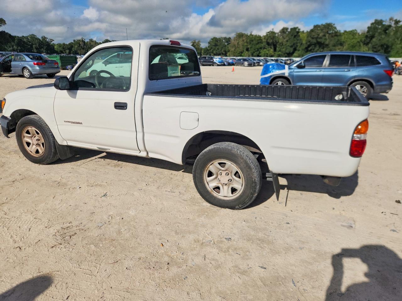 2004 Toyota Tacoma Base White vin: 5TENL42N44Z394184