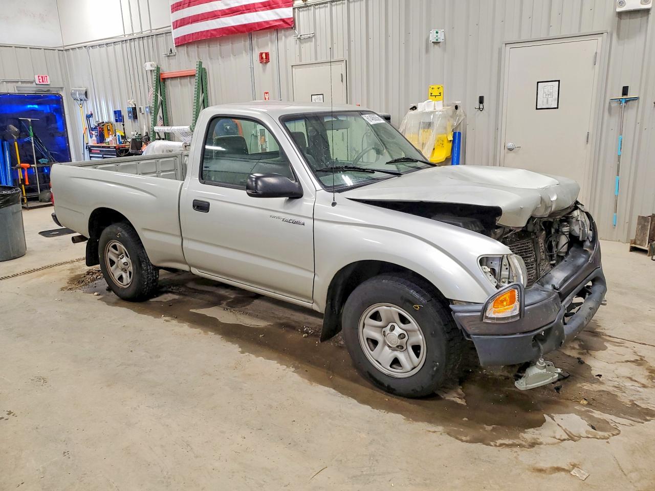 2004 Toyota Tacoma Base Silver vin: 5TENL42N44Z457798