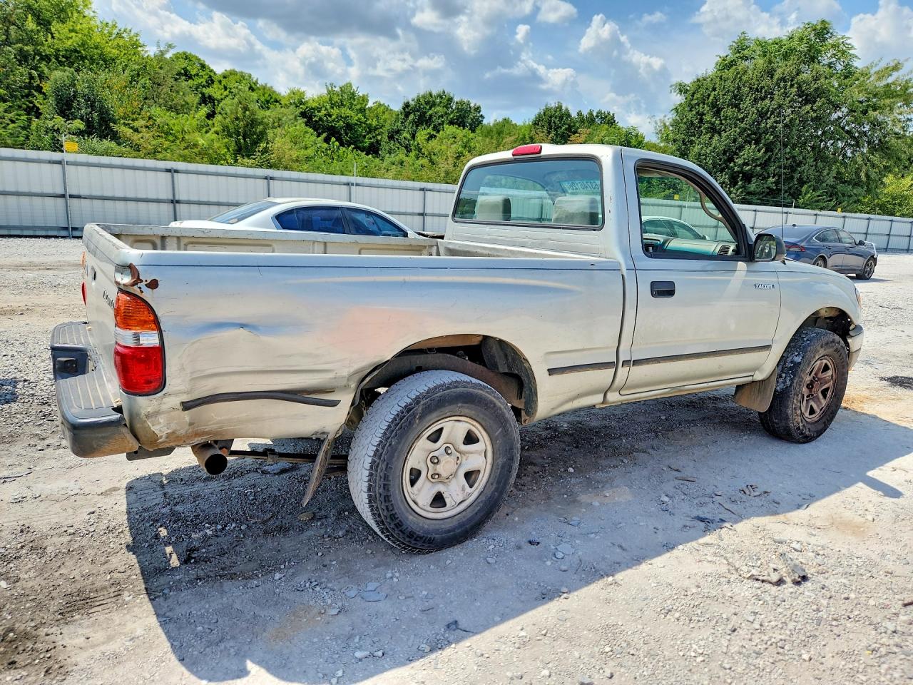 2002 Toyota Tacoma Base Silver vin: 5TENL42N52Z127634