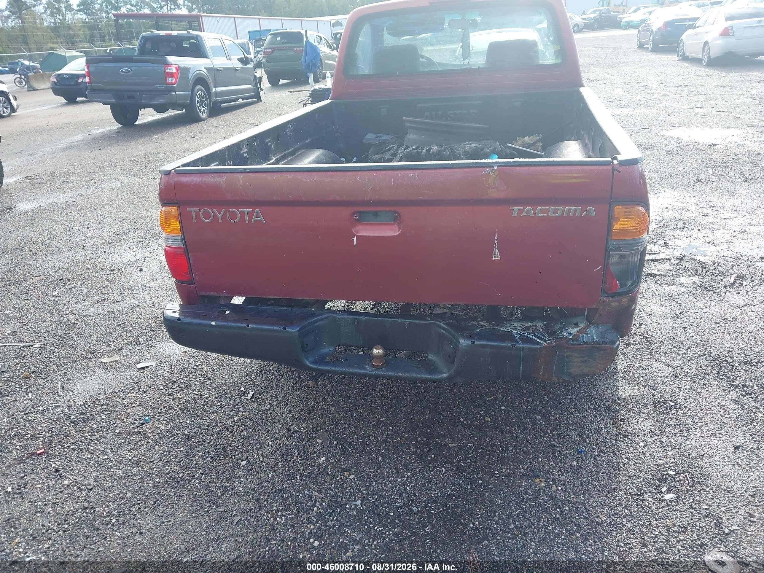 2001 Toyota Tacoma   Red vin: 5TENL42N61Z766751