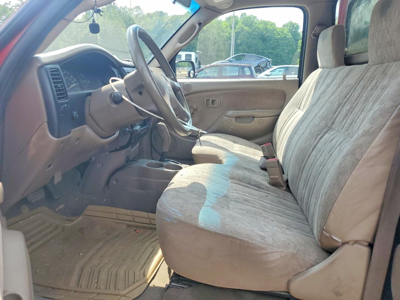 2002 Toyota Tacoma Base Red vin: 5TENL42N62Z021869