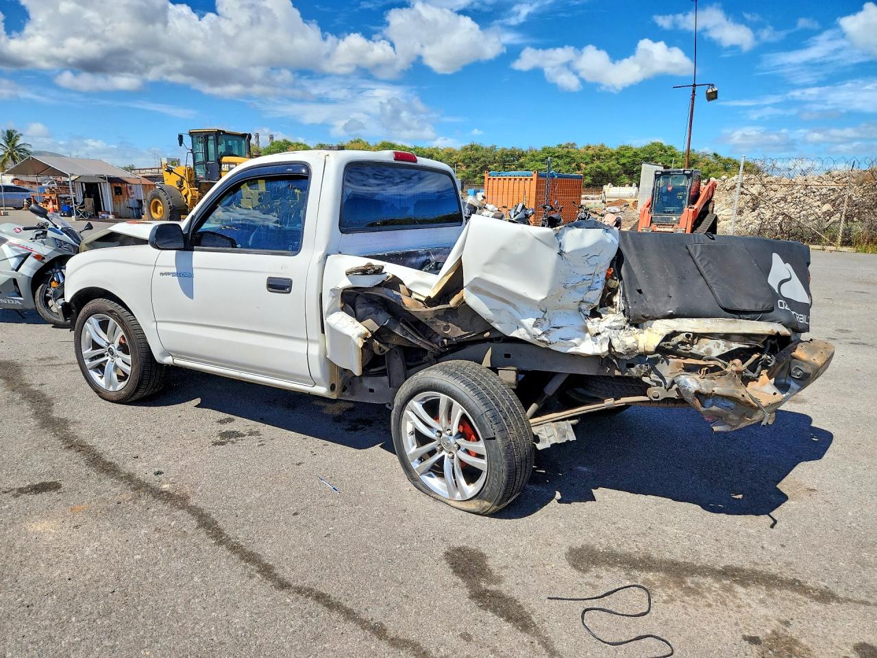 2002 Toyota Tacoma Base White vin: 5TENL42N62Z092439