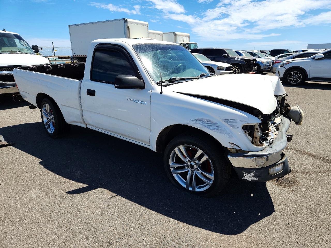 2002 Toyota Tacoma Base White vin: 5TENL42N62Z092439