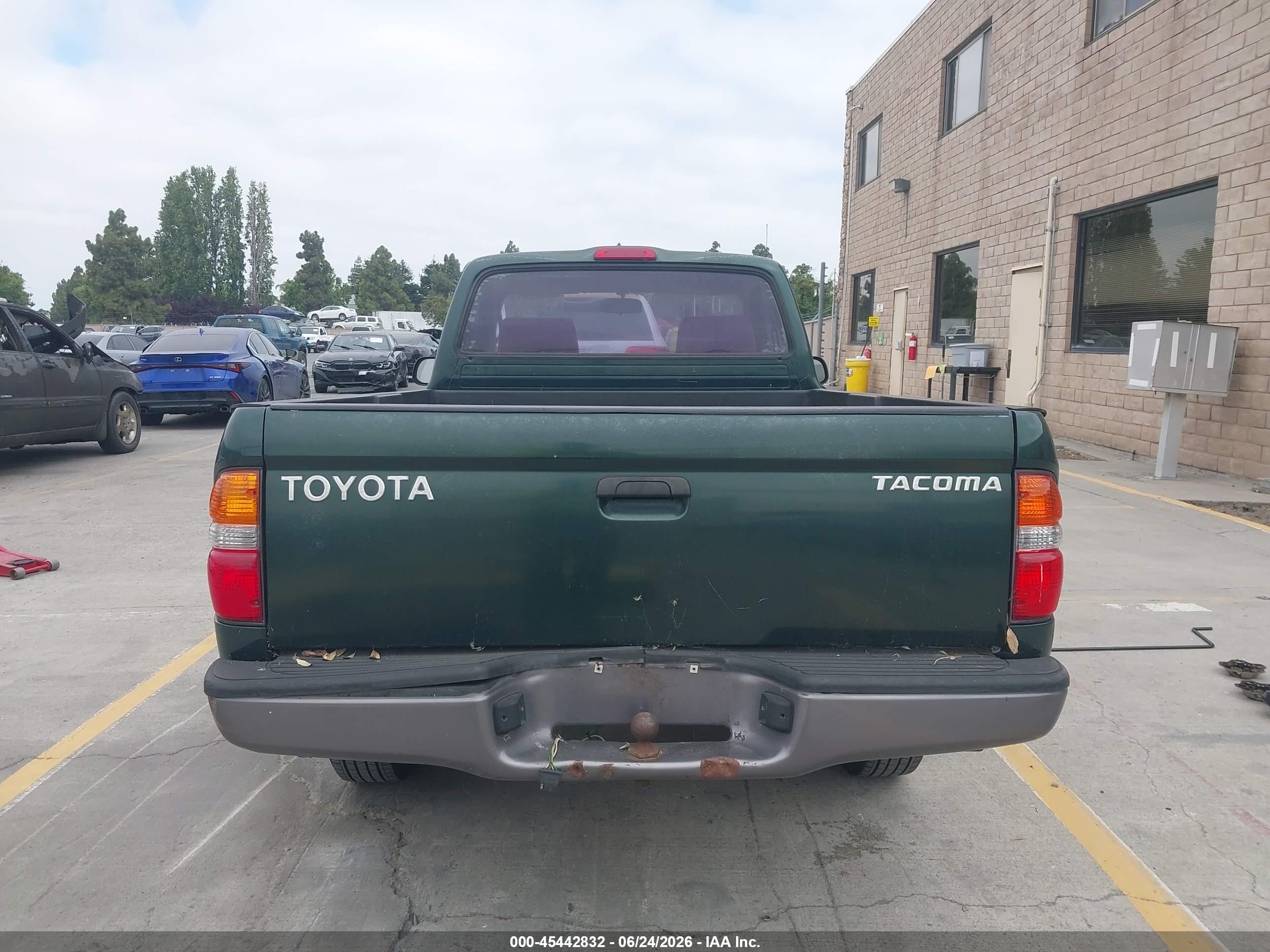 2003 Toyota Tacoma   Green vin: 5TENL42N63Z232801
