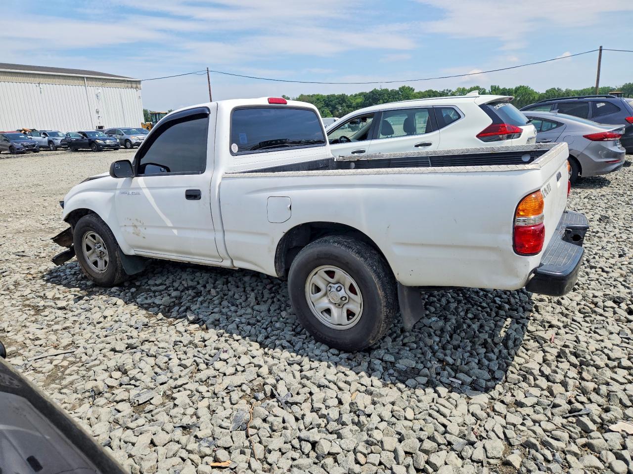 2004 Toyota Tacoma Base White vin: 5TENL42N74Z362040