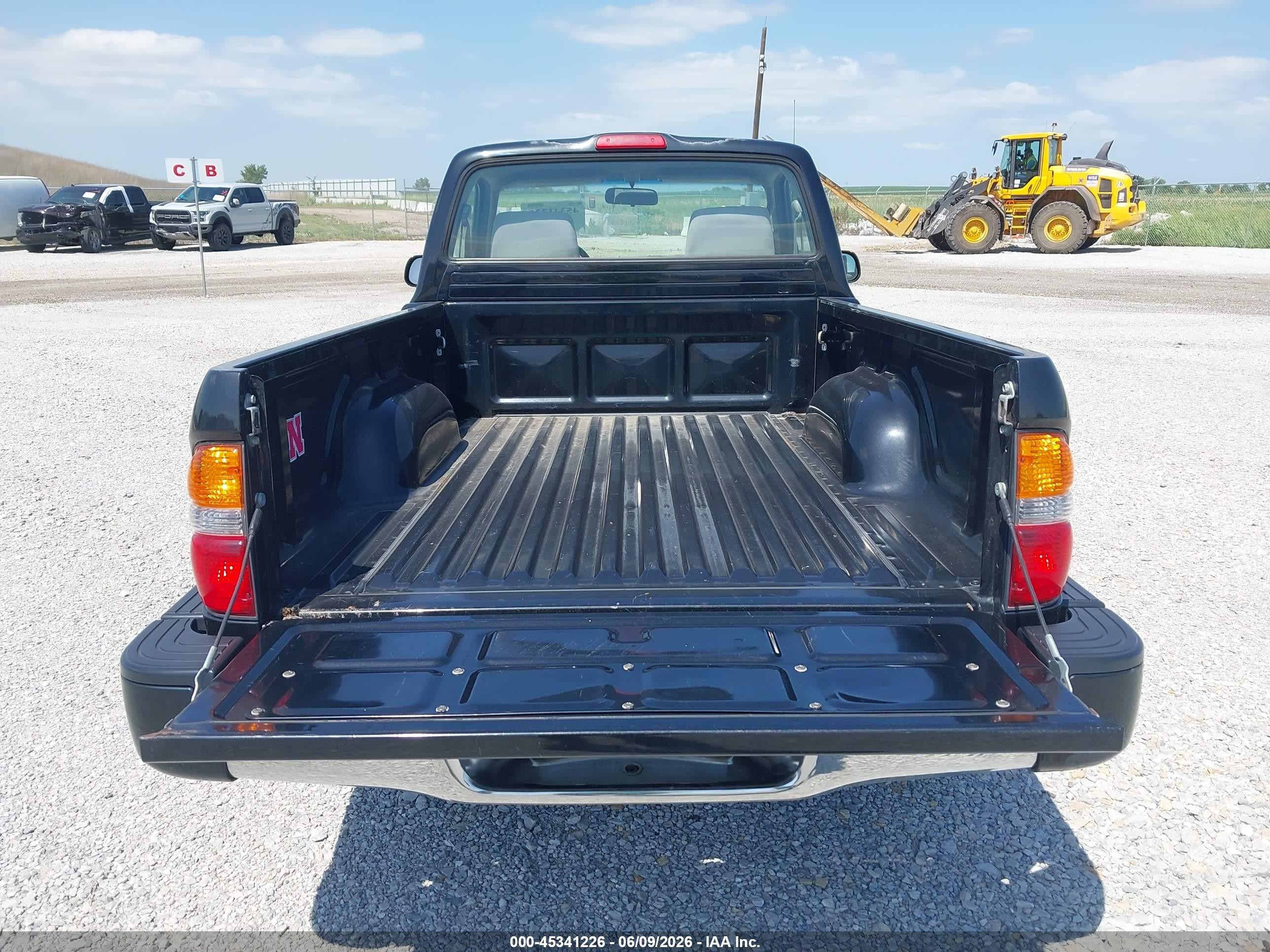 2001 Toyota Tacoma   Черный vin: 5TENL42N81Z857665