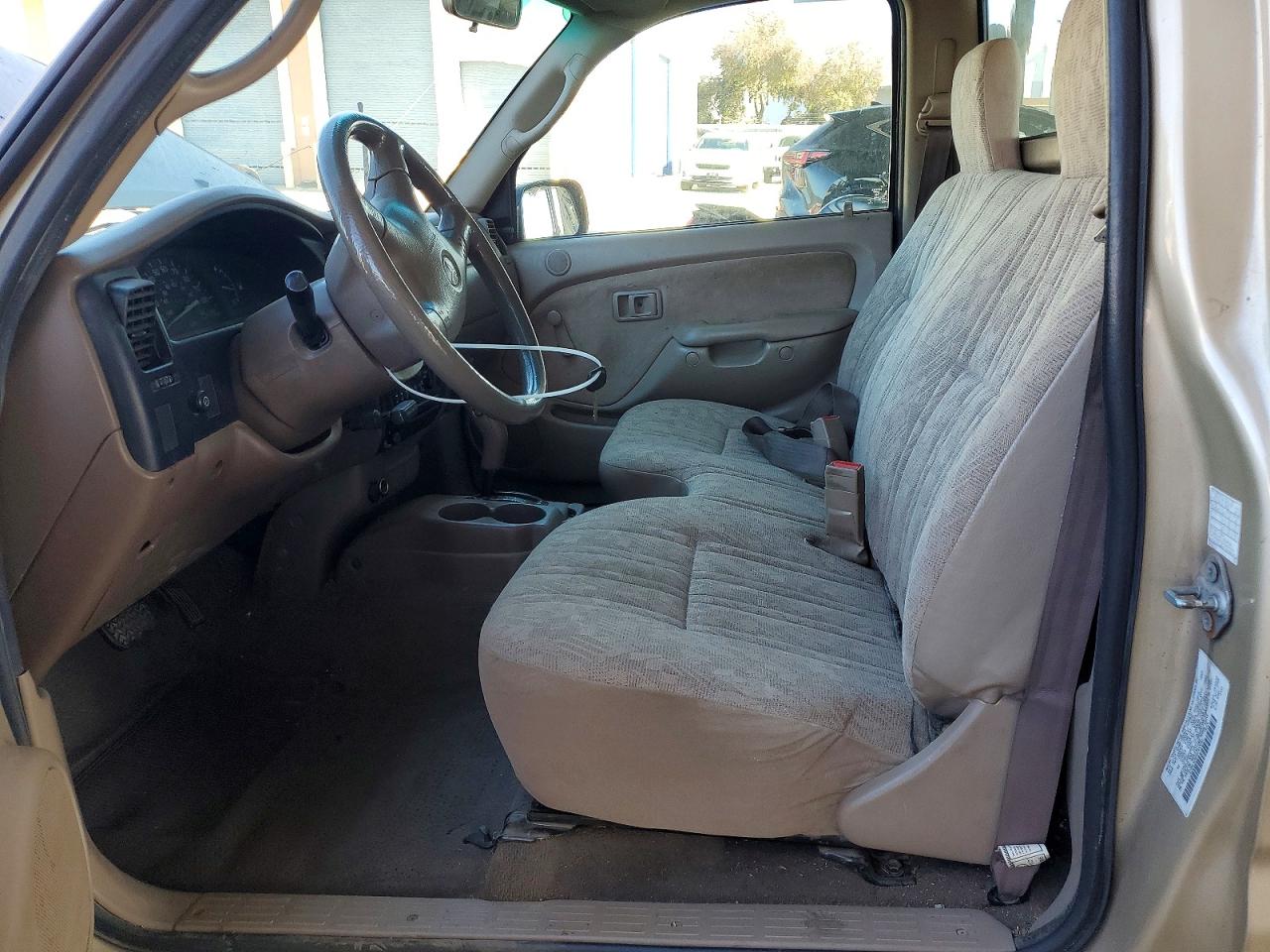2004 Toyota Tacoma Base Beige vin: 5TENL42N84Z330083