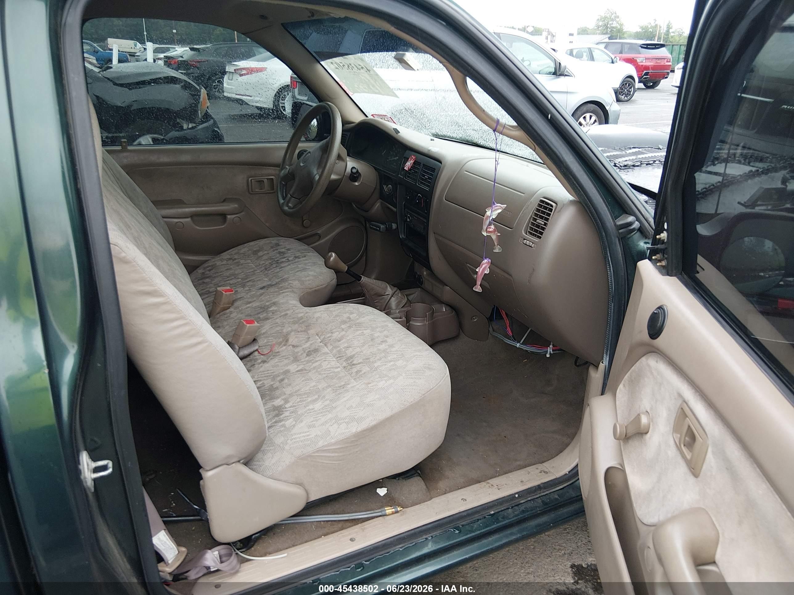 2001 Toyota Tacoma   Green vin: 5TENL42NX1Z859952